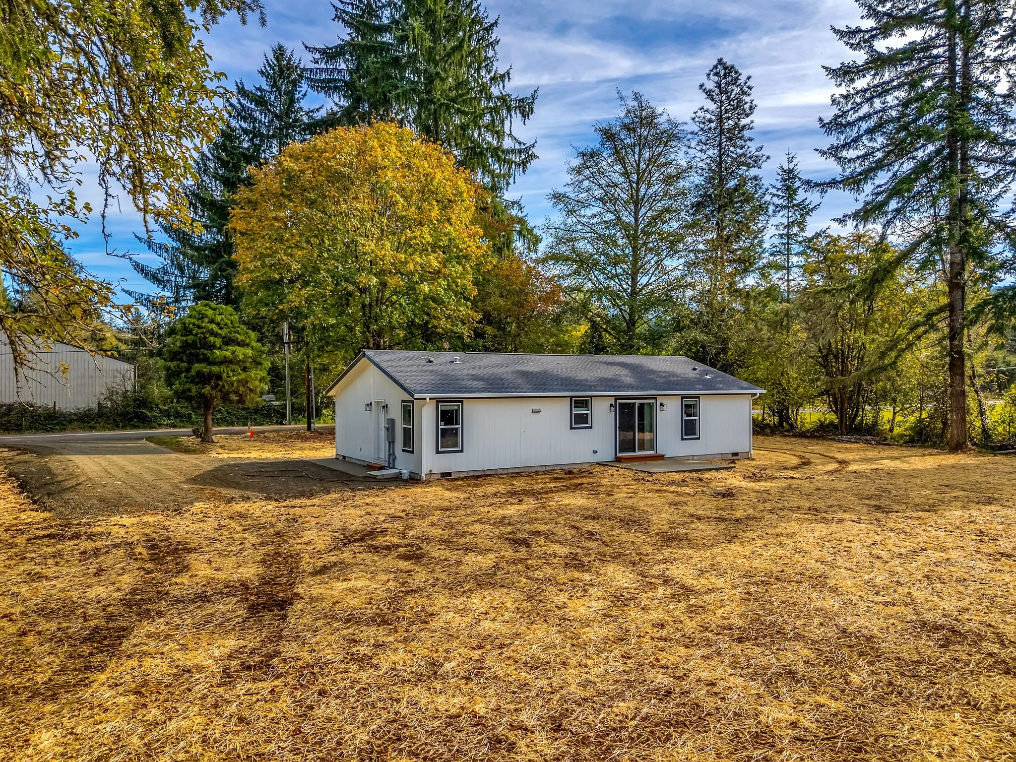 50-web-or-mls-92166 Conroy Rd-41.jpg