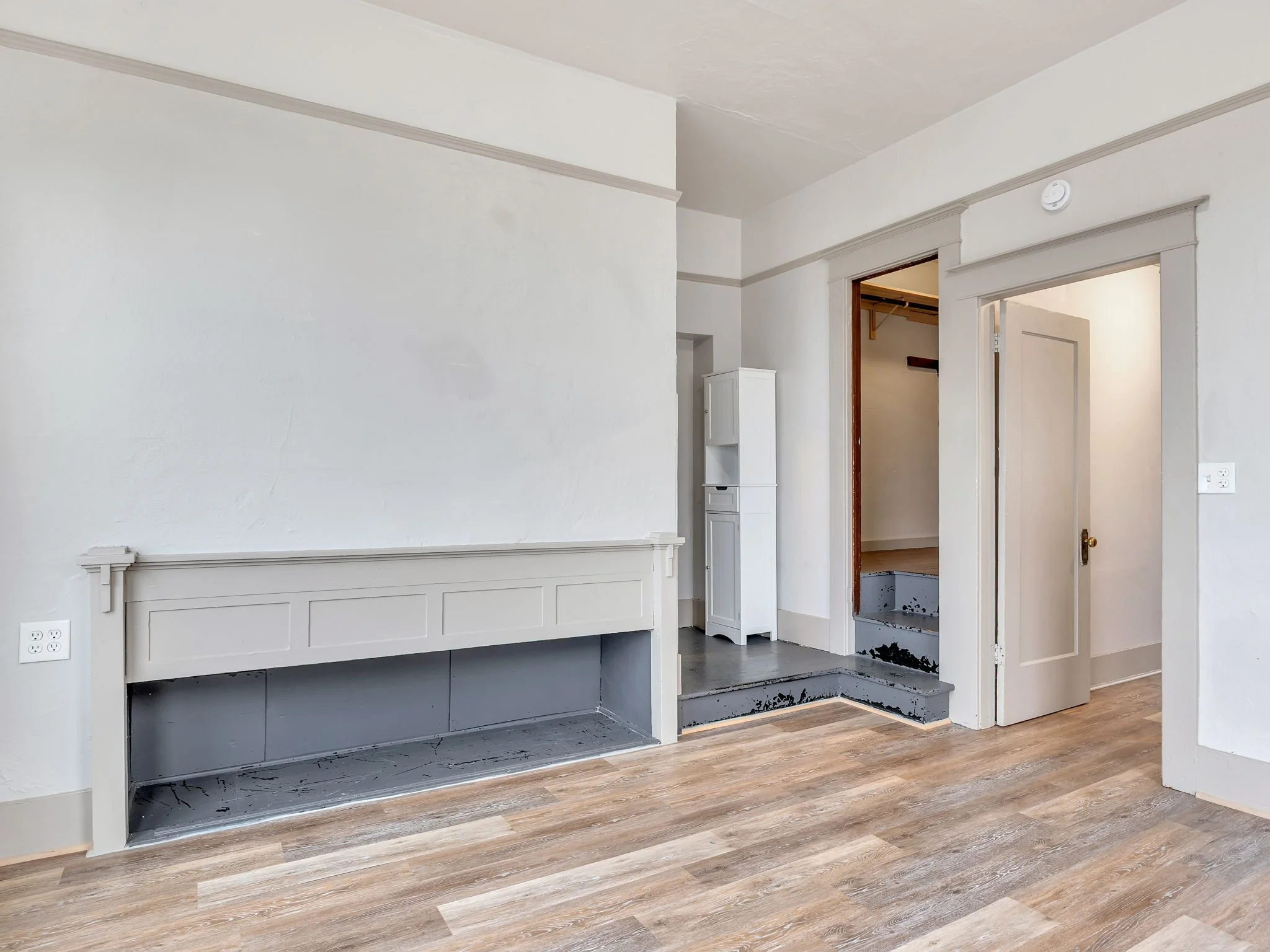15-web-or-mls-1320 Franklin Ave-26.jpg