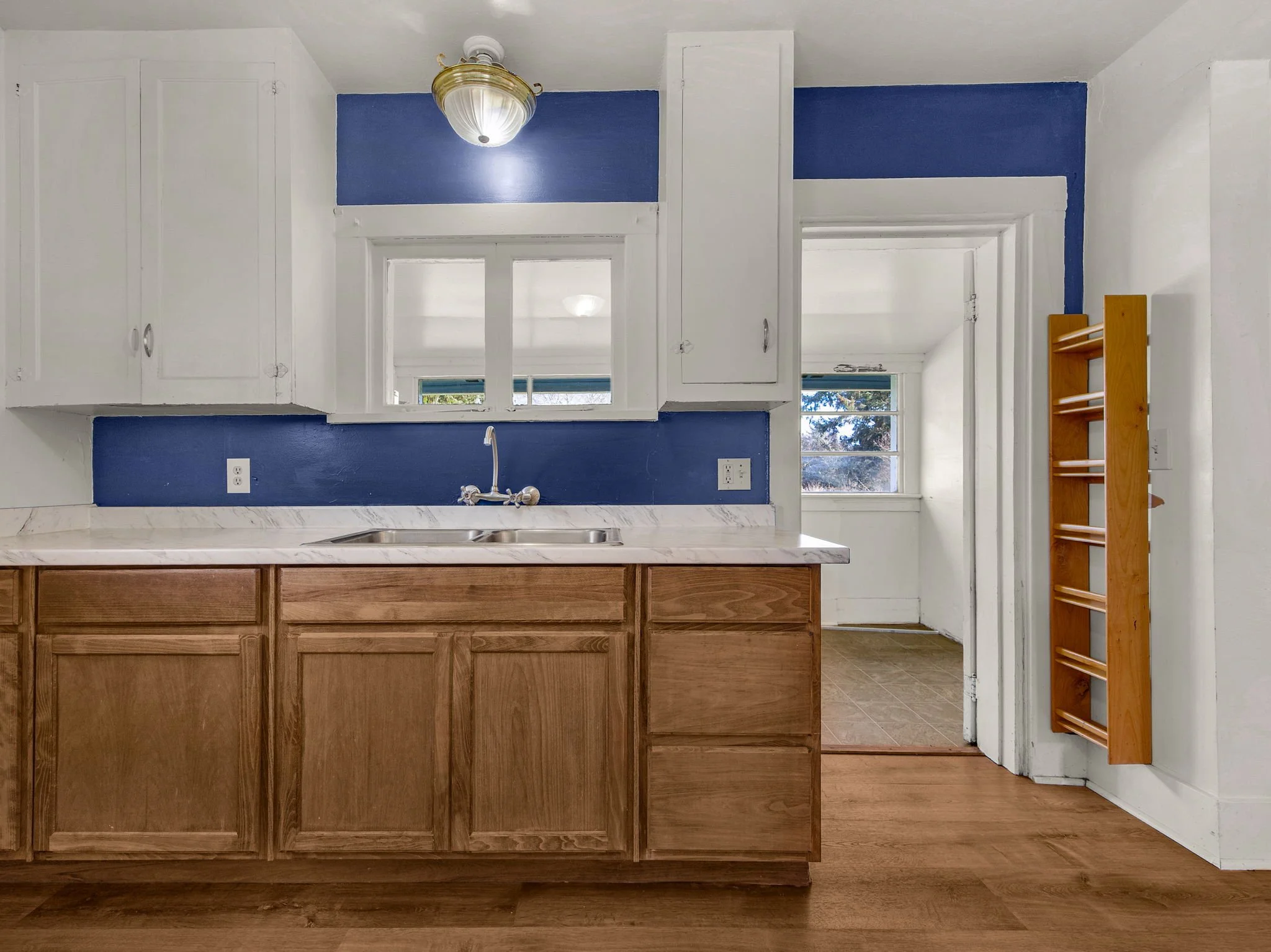 24-web-or-mls-92303 Willow Rd-24.jpg