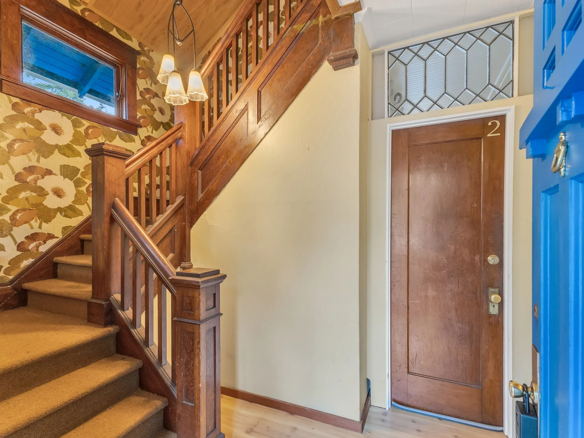 14-web-or-mls-612 Florence Ave #2-09.jpg