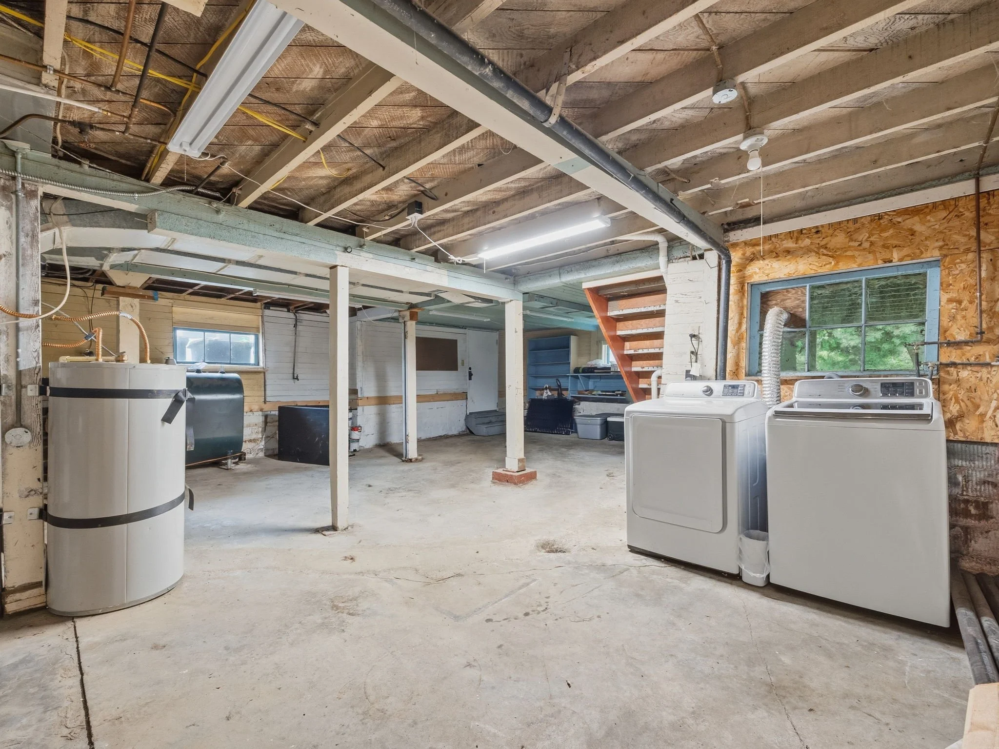 14-web-or-mls-1939 Irving Ave-15.jpg