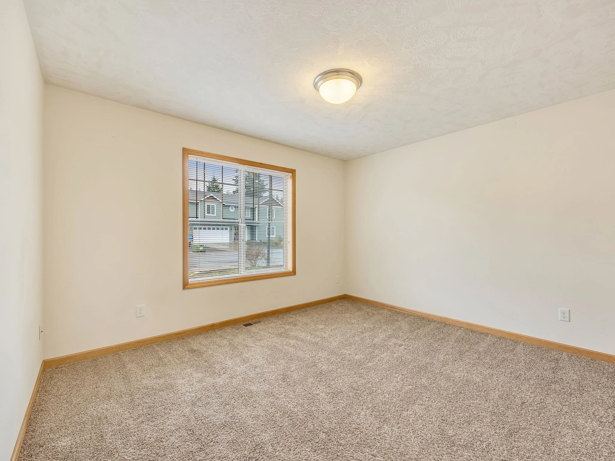 7-web-or-mls-1730 Pacific Ridge Ln-7.jpg