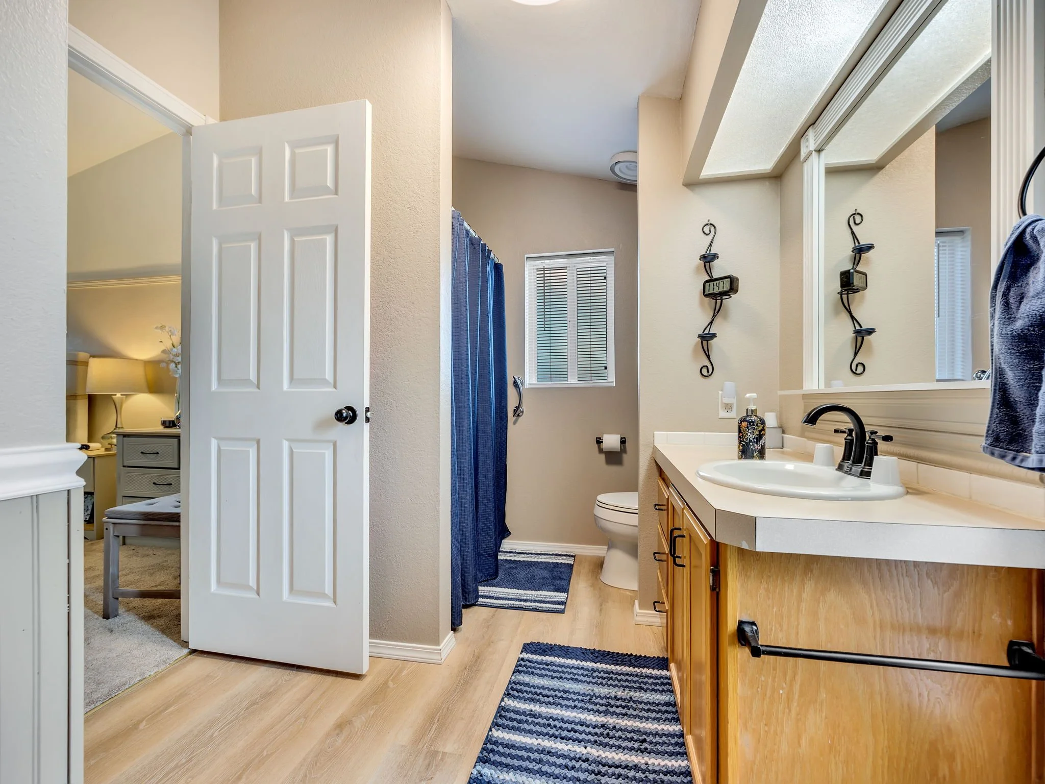 35-web-or-mls-1100 NW Warrenton Dr #356, Warrenton-35.jpg
