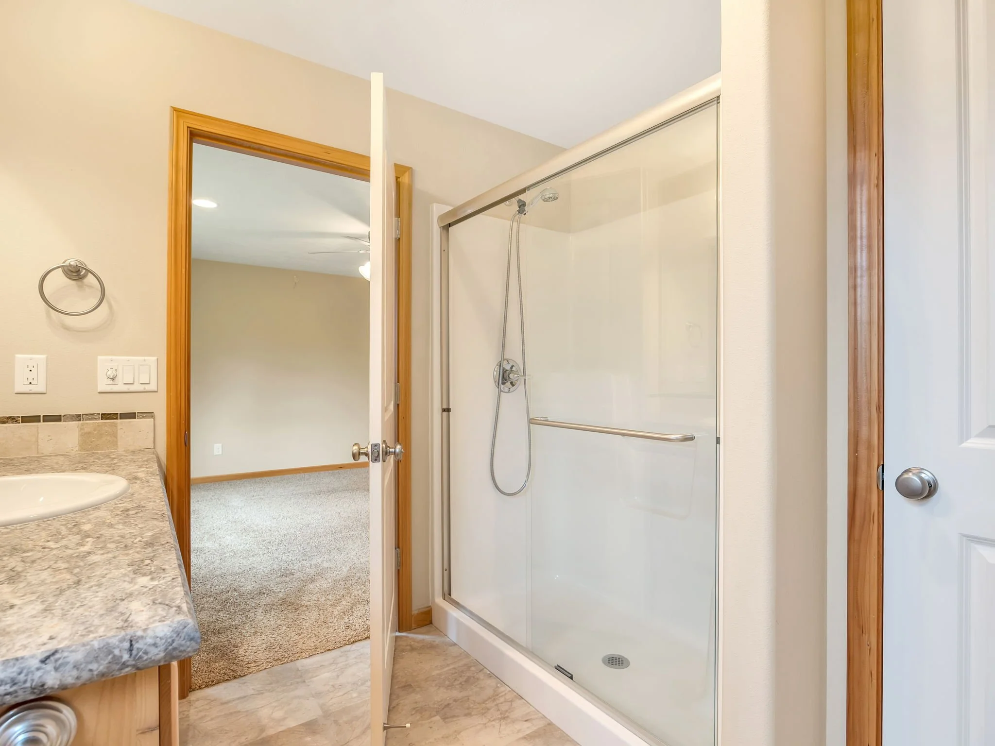 31-web-or-mls-1730 Pacific Ridge Ln-31.jpg