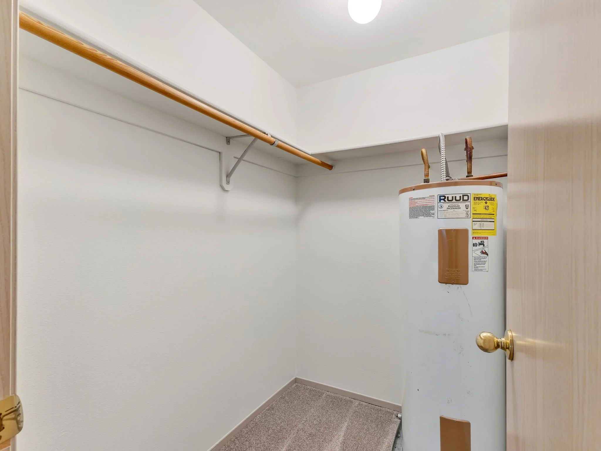 22-web-or-mls-355 S Wahanna Rd-22.jpg