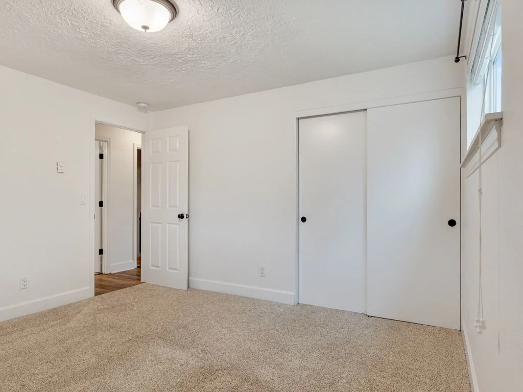 21-web-or-mls-1601 Broadway St #19-21.jpg