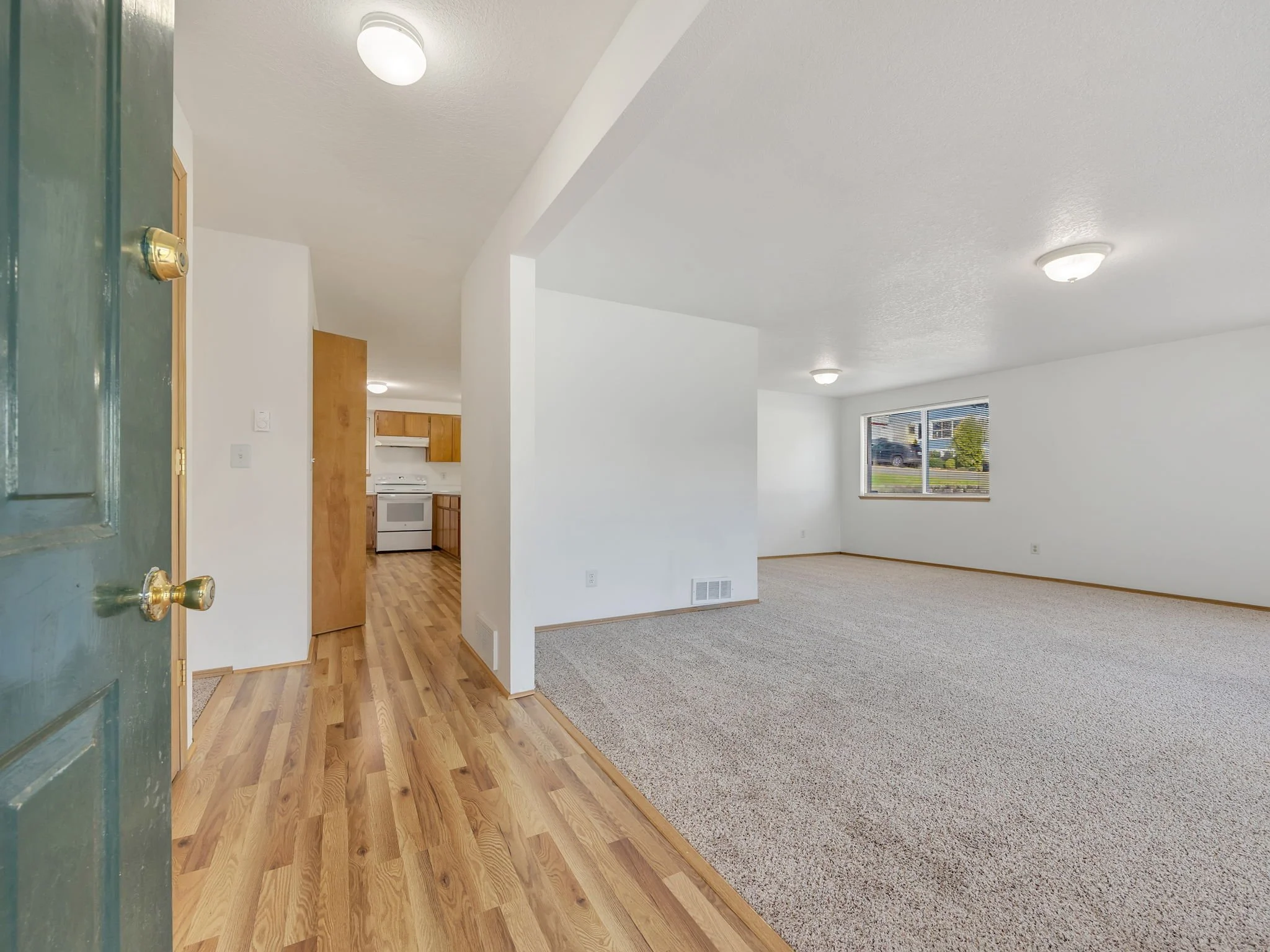 6-web-or-mls-1525 7th St-05.jpg