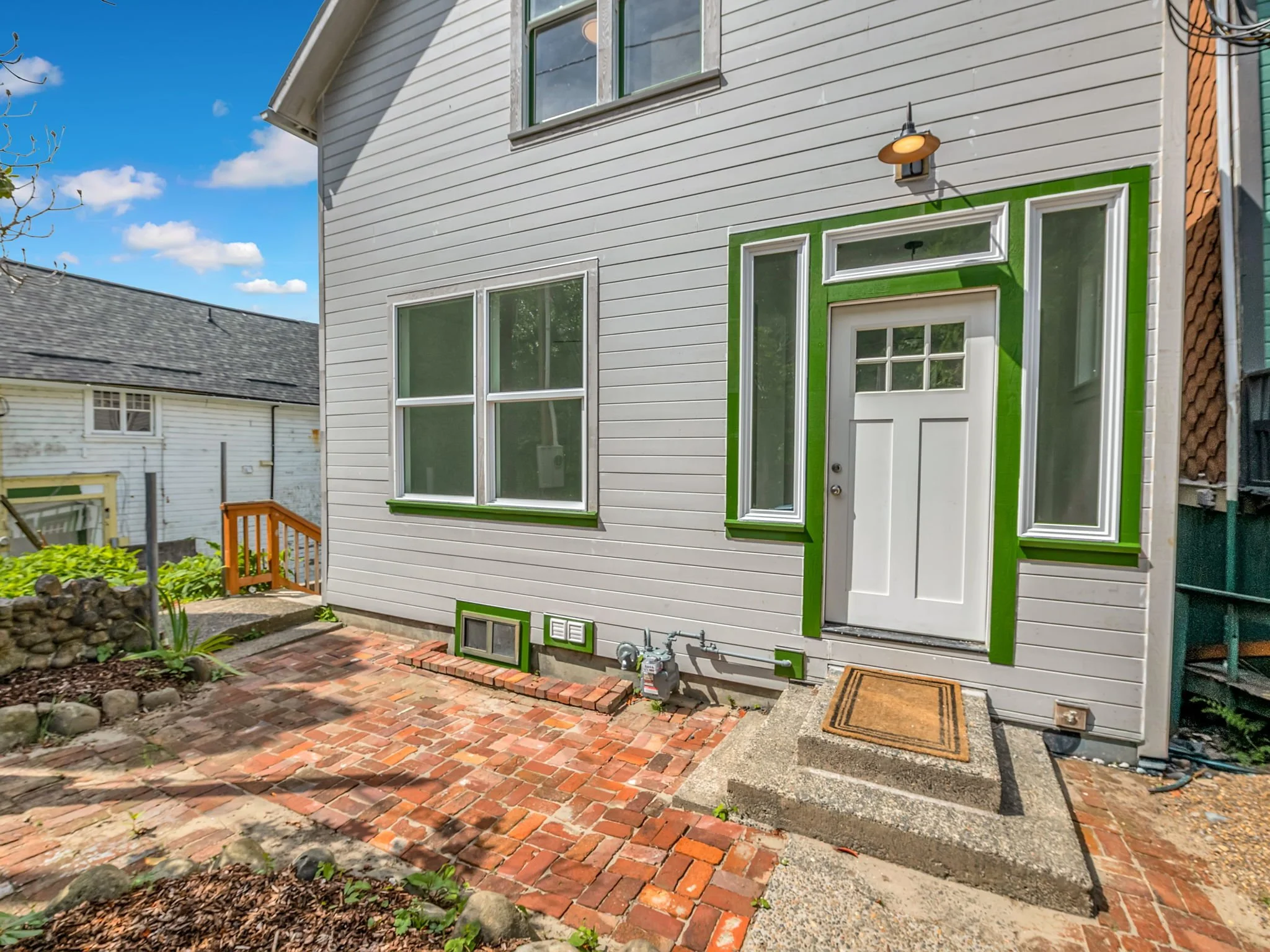 38-web-or-mls-66-70 Bond St-35.jpg