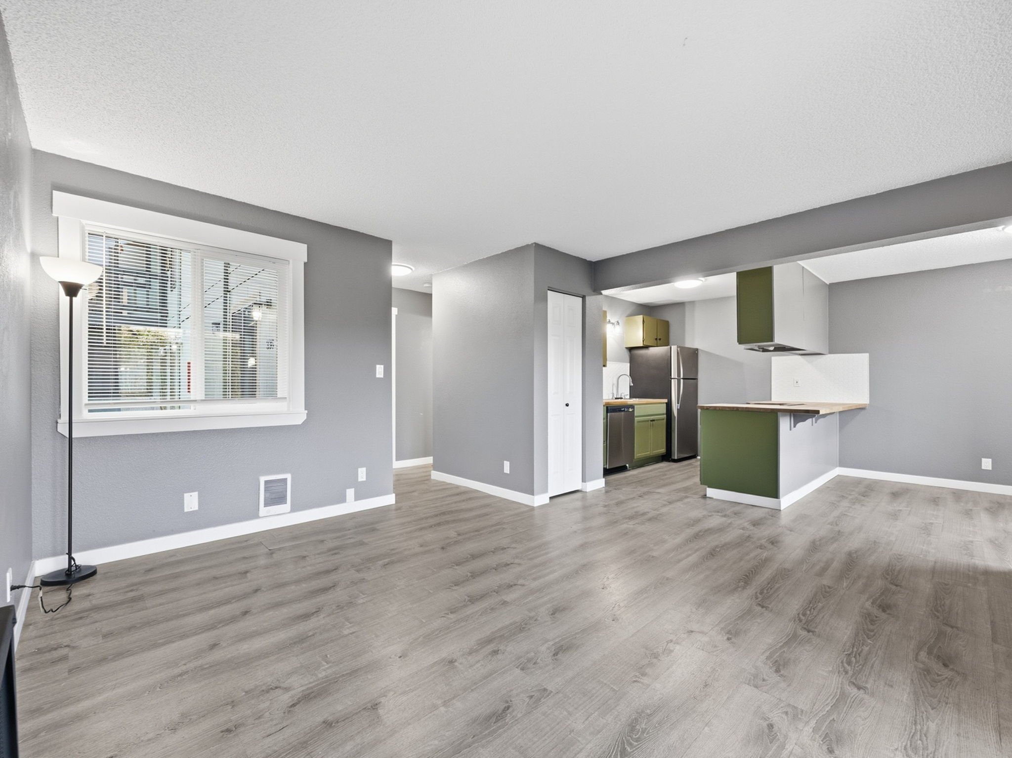 12-web-or-mls-336 NE Skipanon Dr-12.jpg