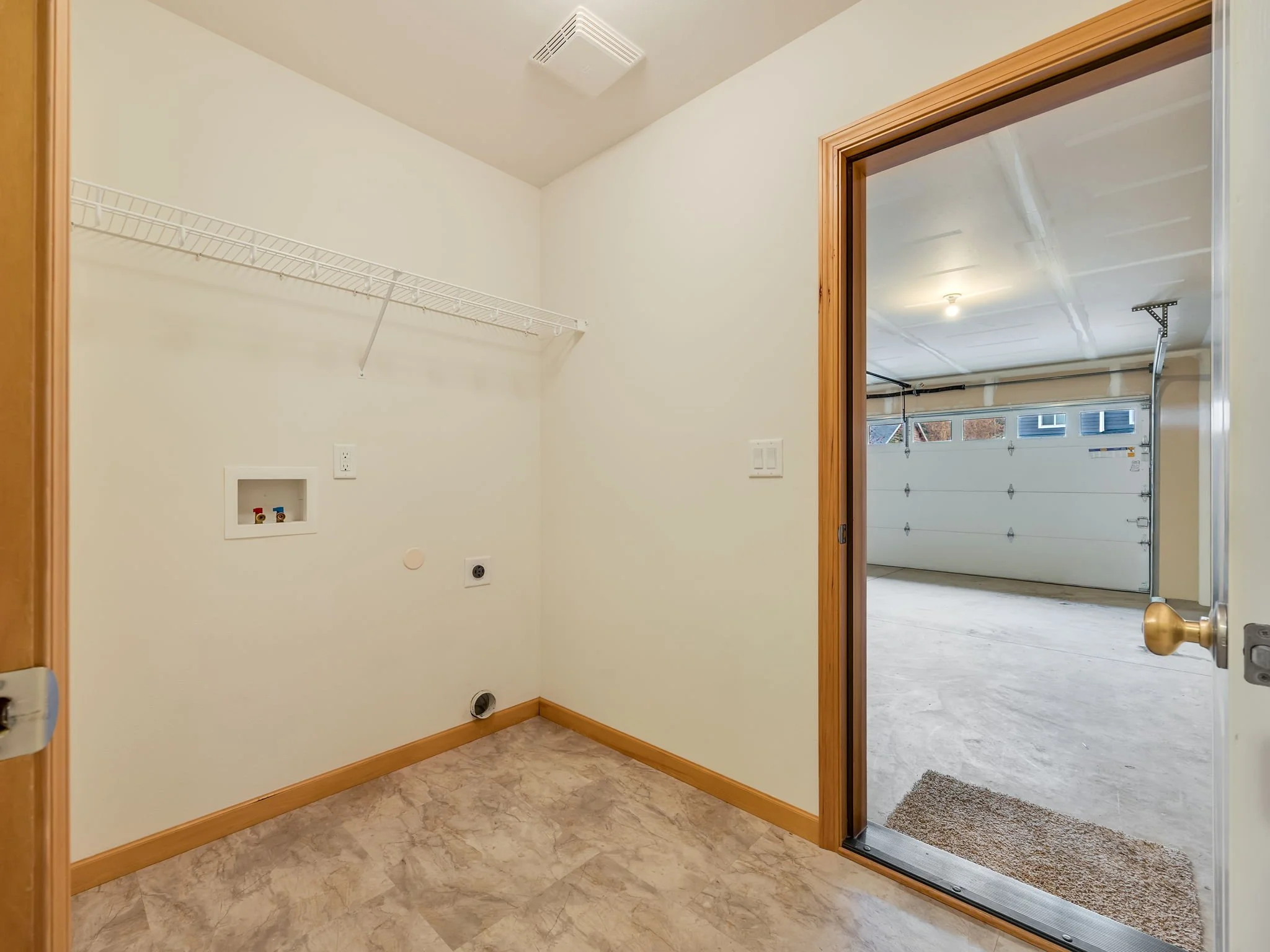 24-web-or-mls-1730 Pacific Ridge Ln-24.jpg