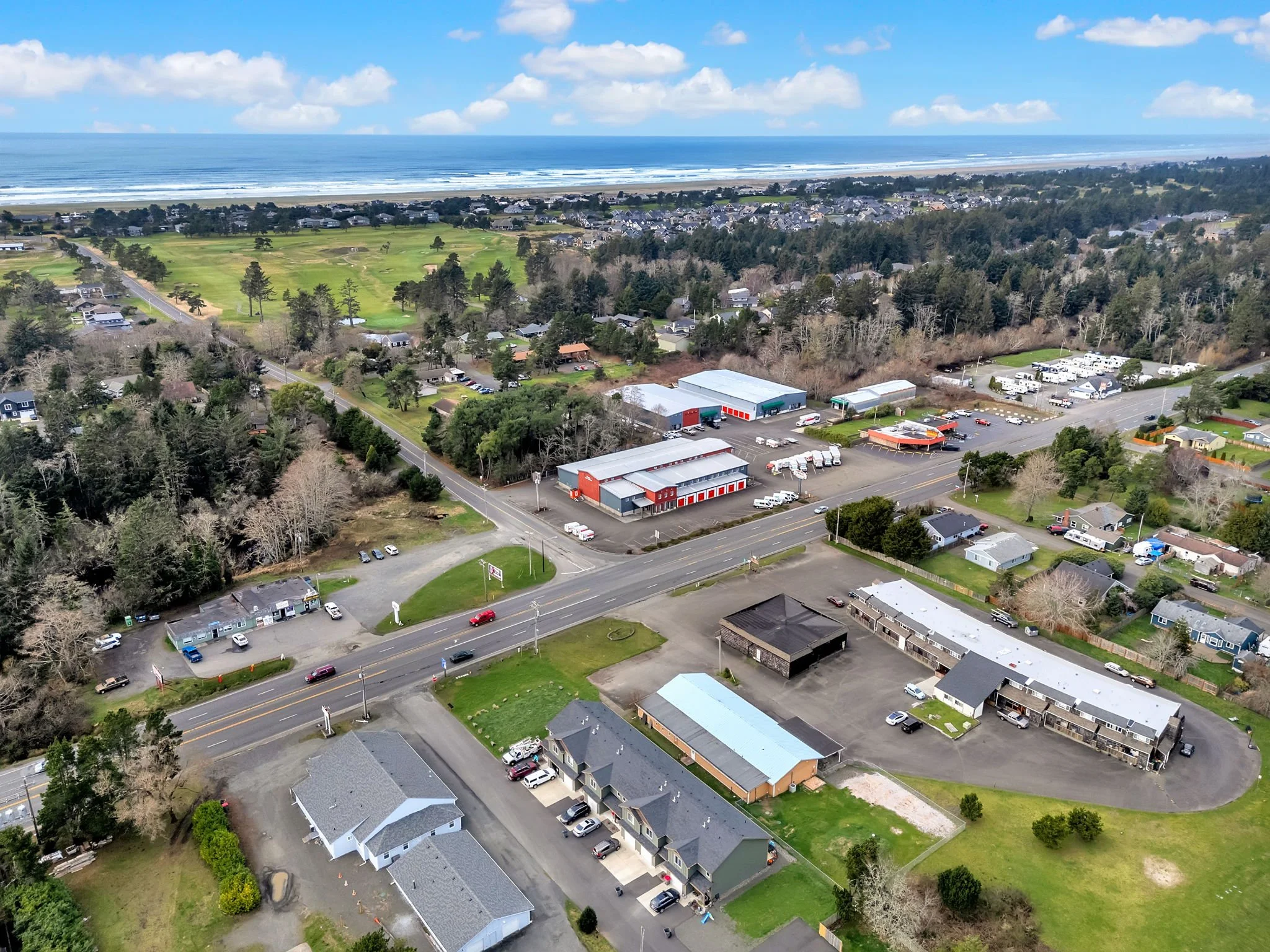 13-web-or-mls-4253 Hwy 101-13.jpg