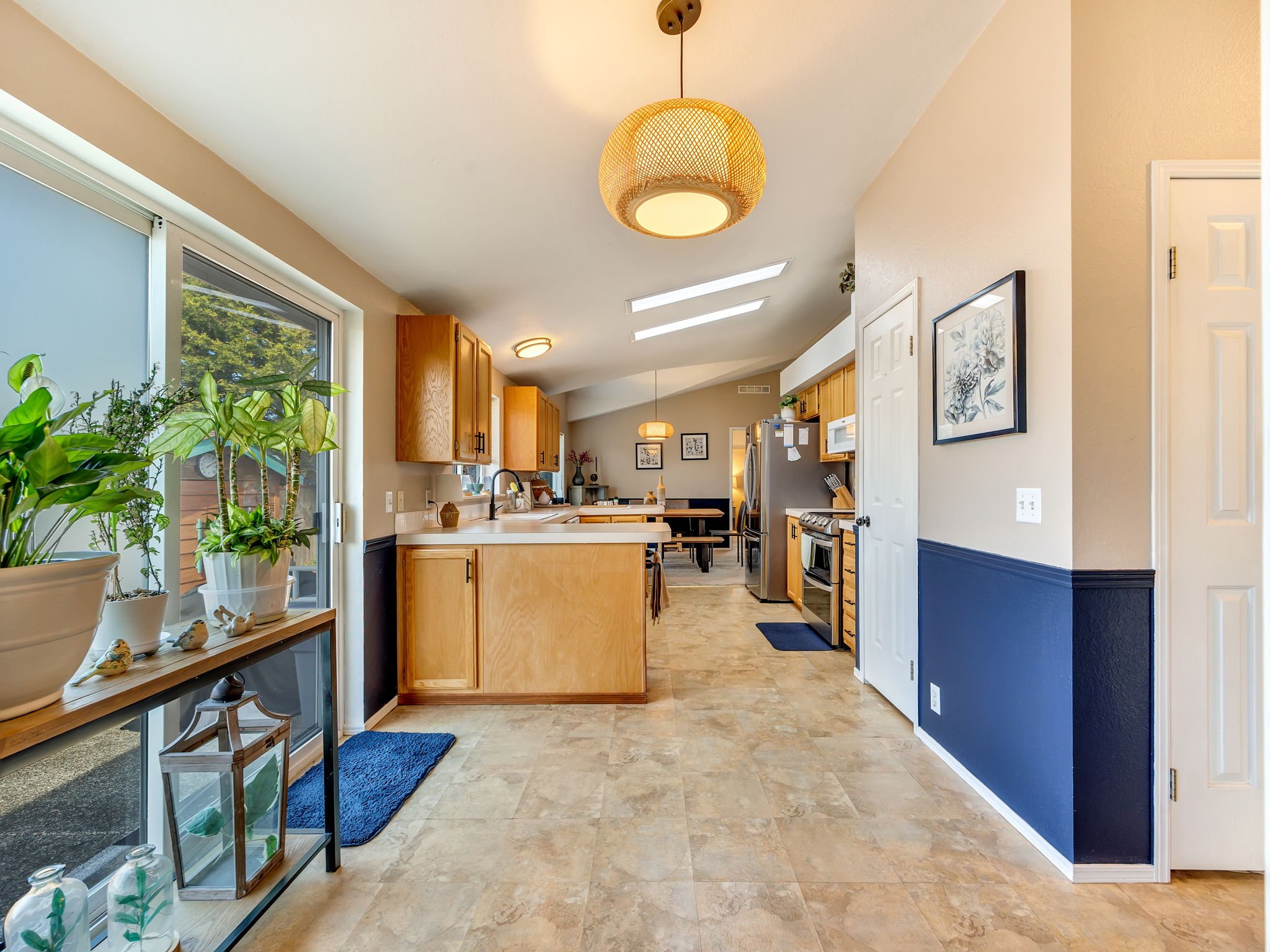 28-web-or-mls-1100 NW Warrenton Dr #356, Warrenton-28.jpg