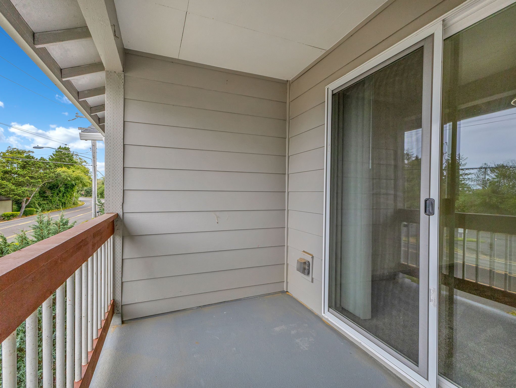 15-web-or-mls-355 S Wahanna #16-15.jpg