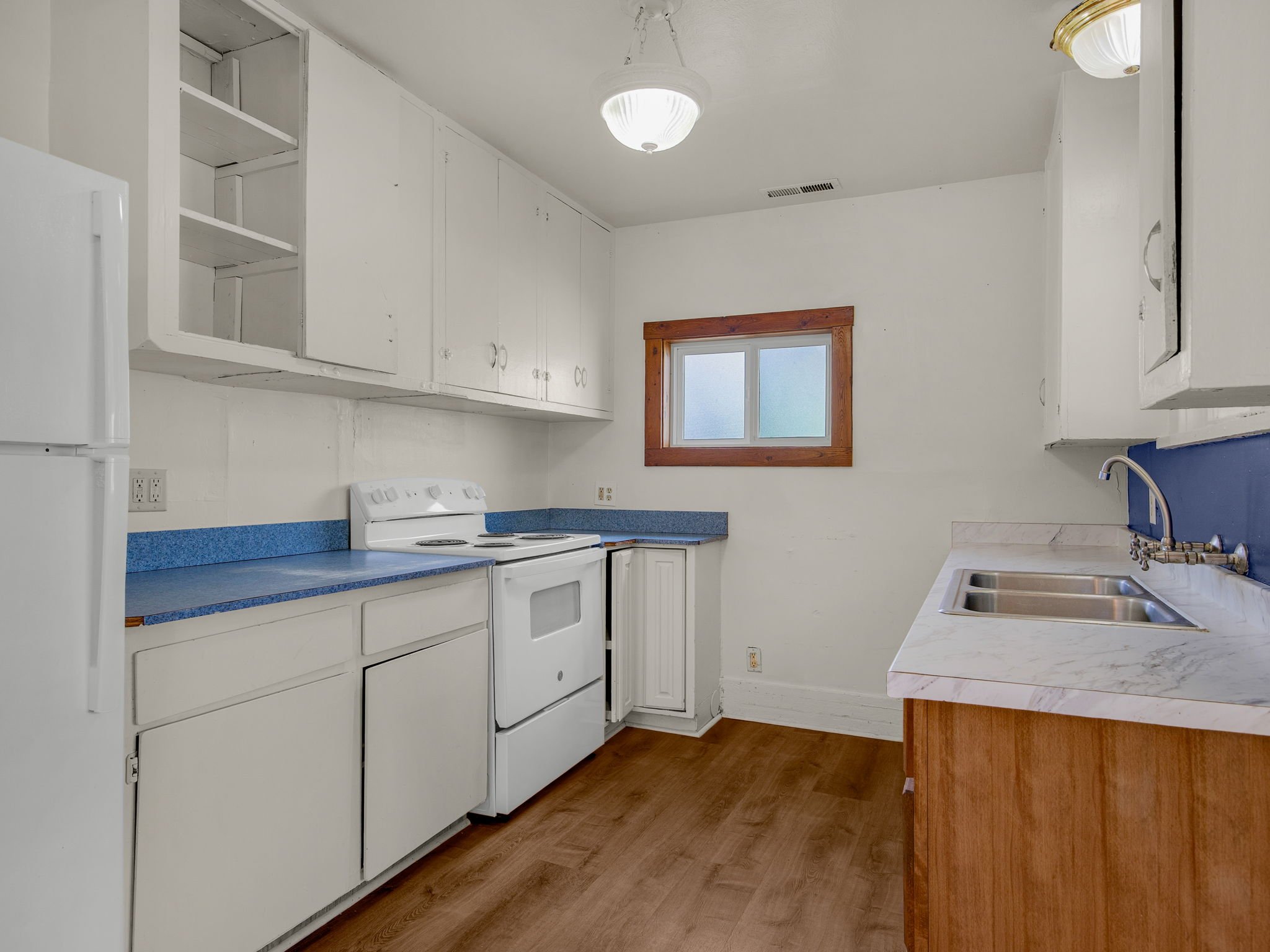 20-web-or-mls-92303 Willow Rd-20.jpg