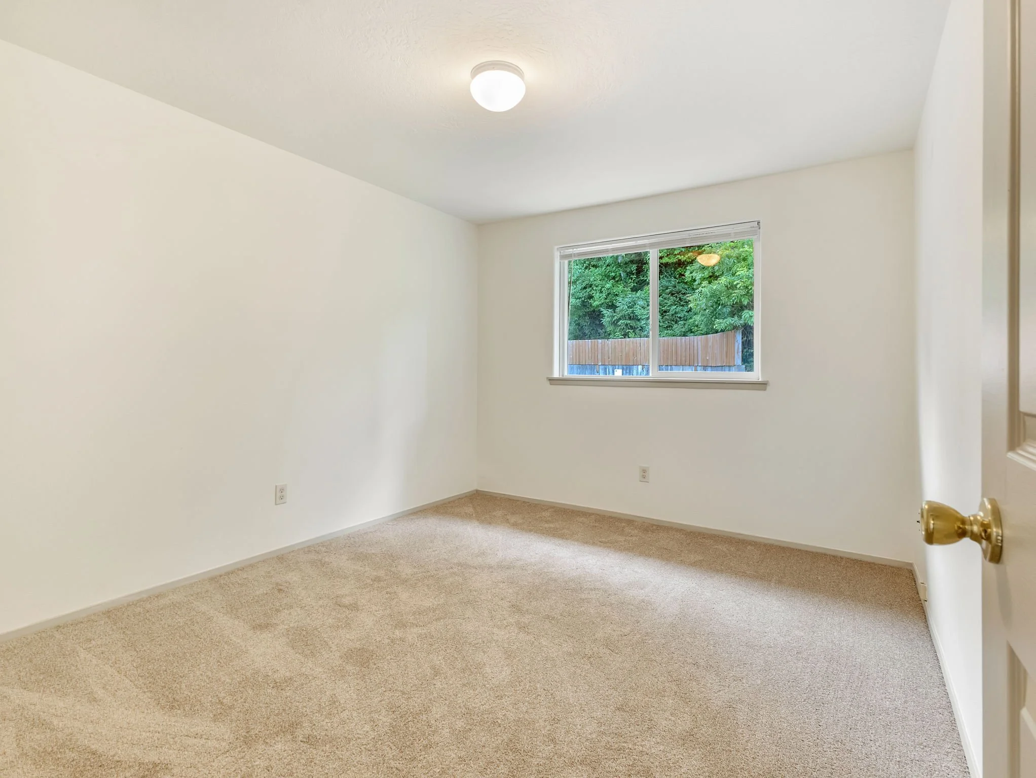 23-web-or-mls-355 S Wahanna #16-23.jpg