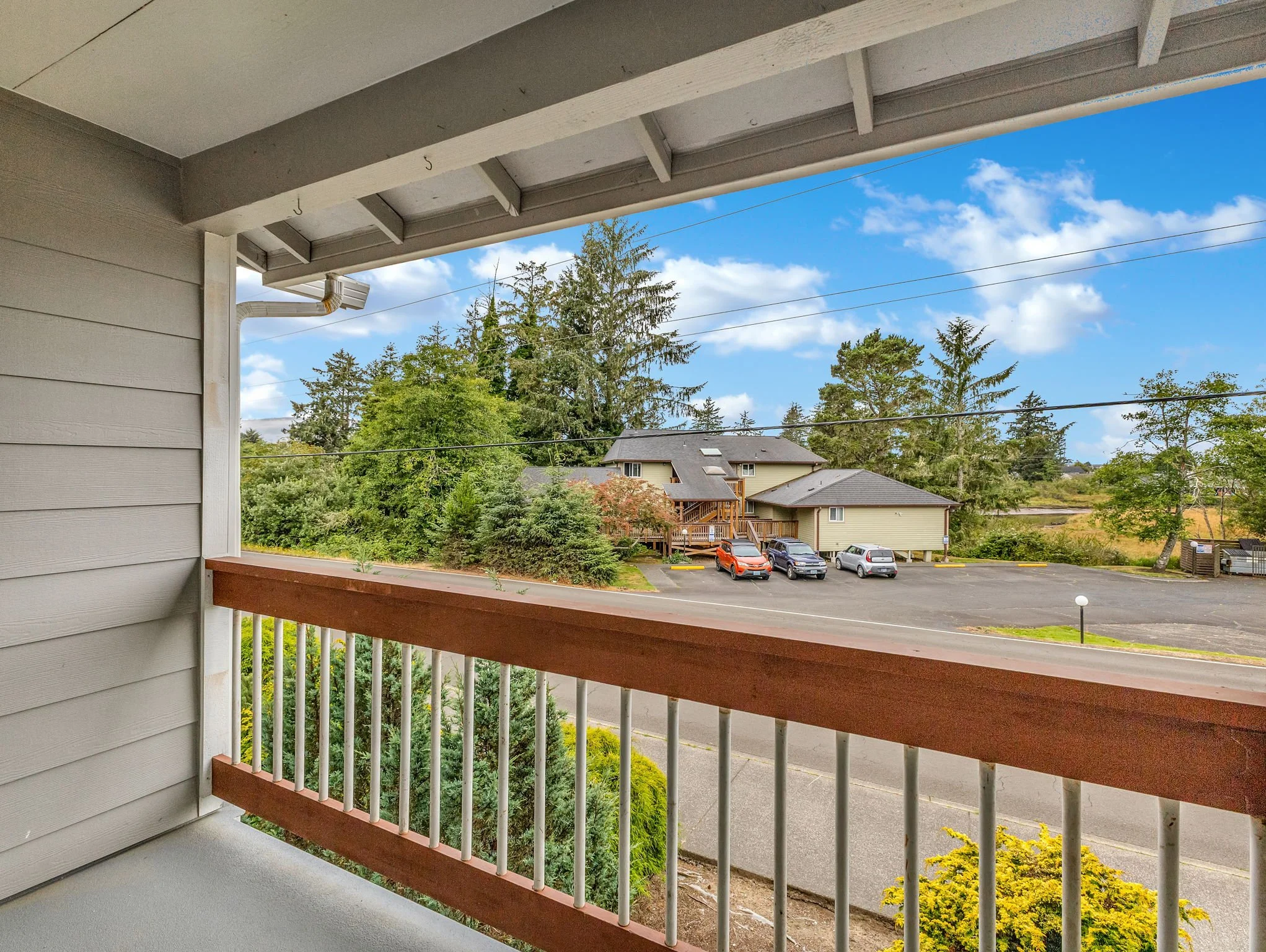 14-web-or-mls-355 S Wahanna #16-14.jpg