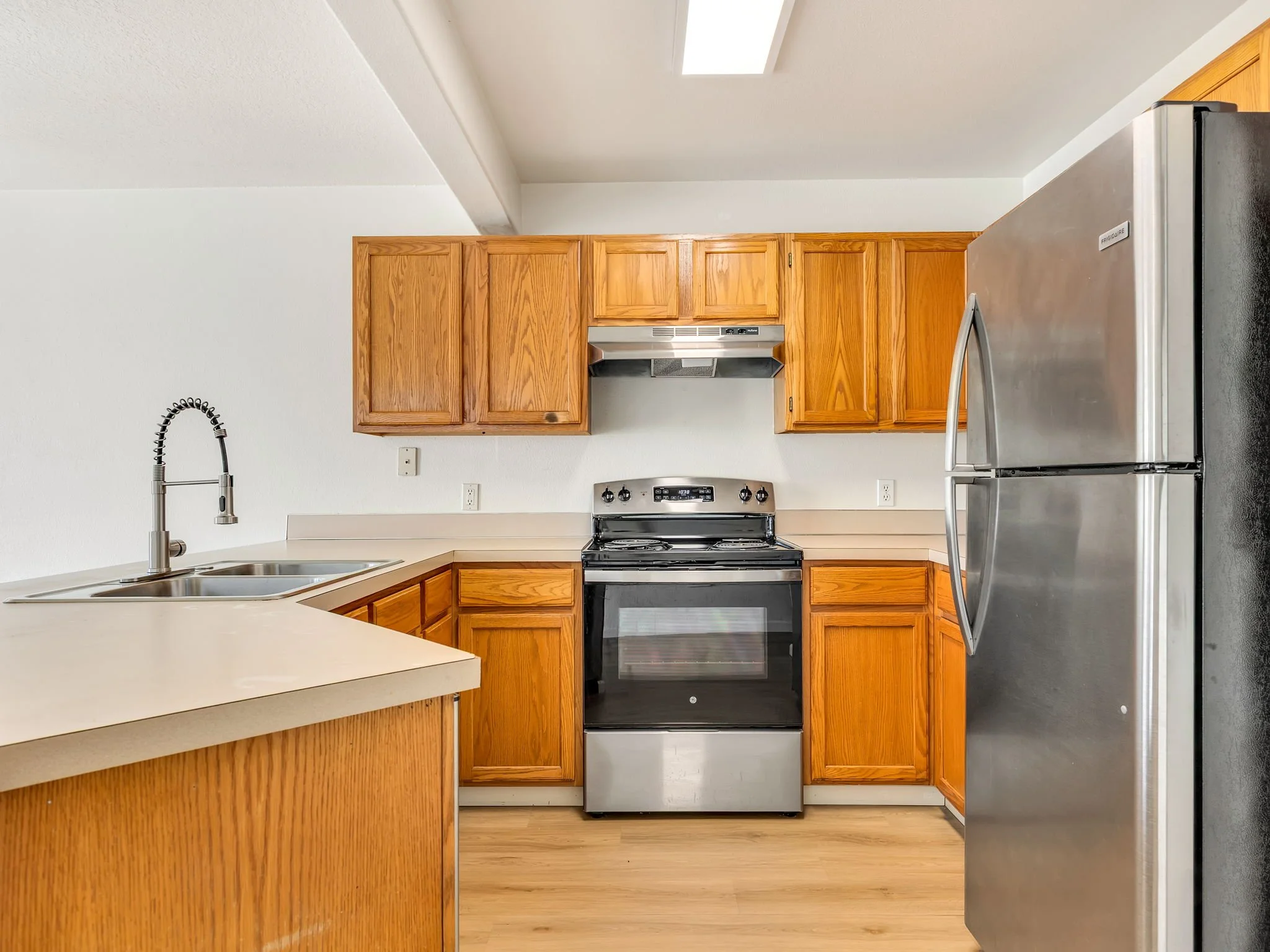 10-web-or-mls-1536 S Main-171.jpg