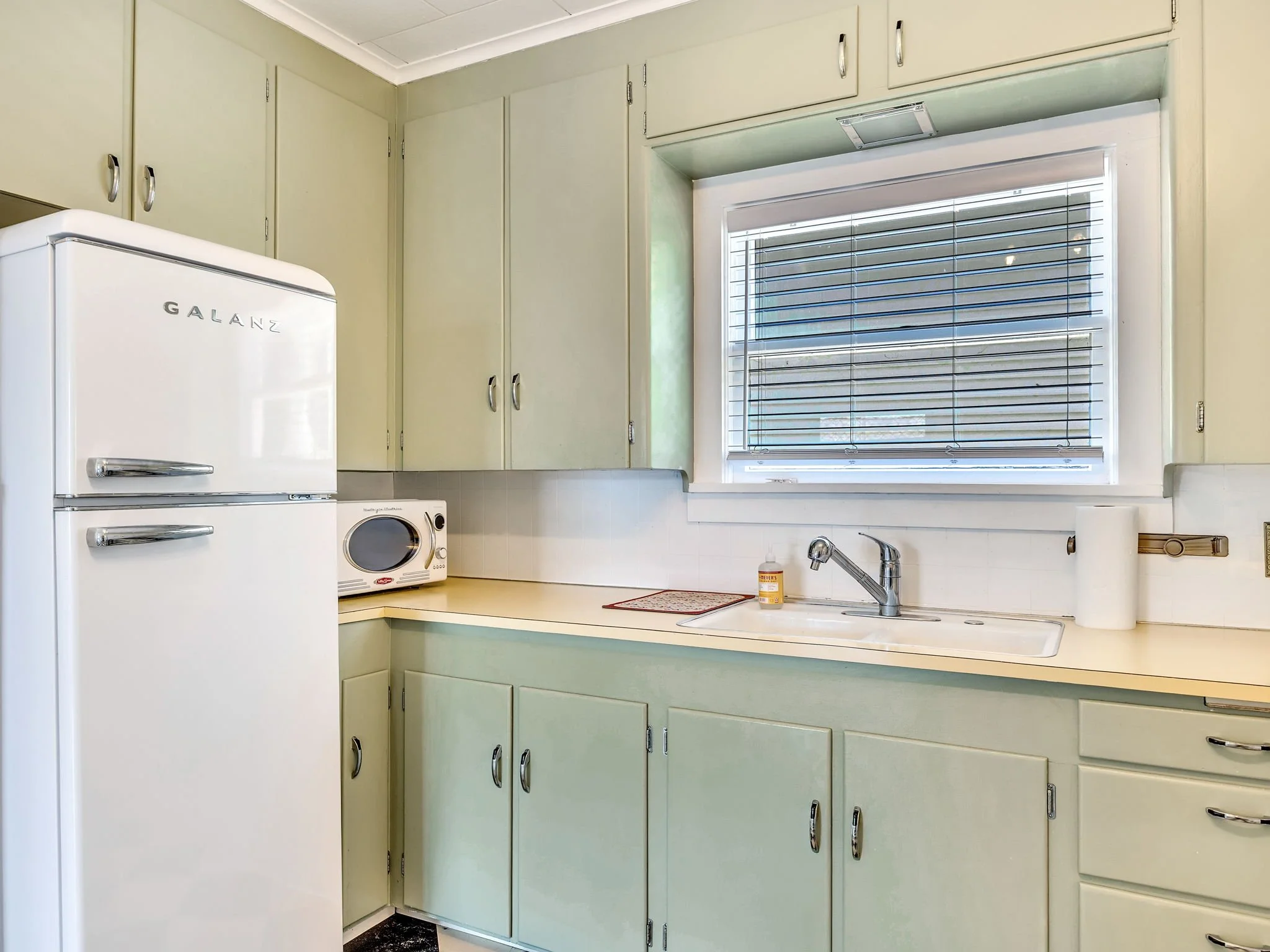 15-web-or-mls-192 W Exchange St-13.jpg