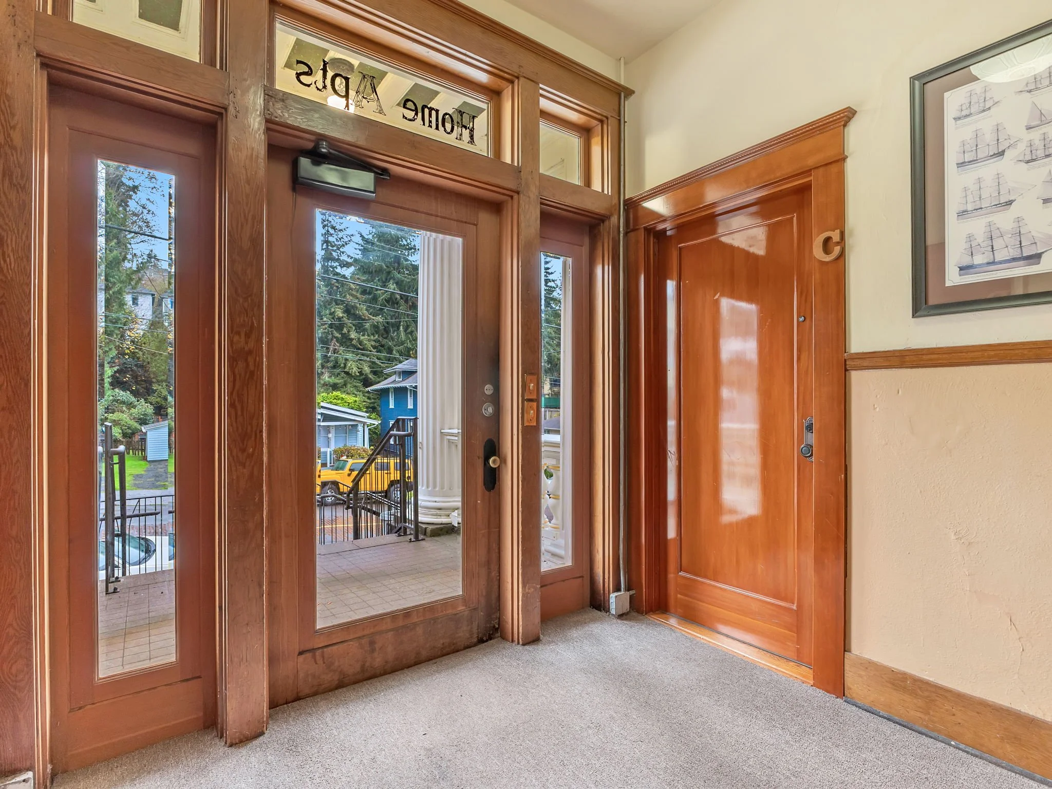 1-web-or-mls-1320 Franklin Ave-01.jpg