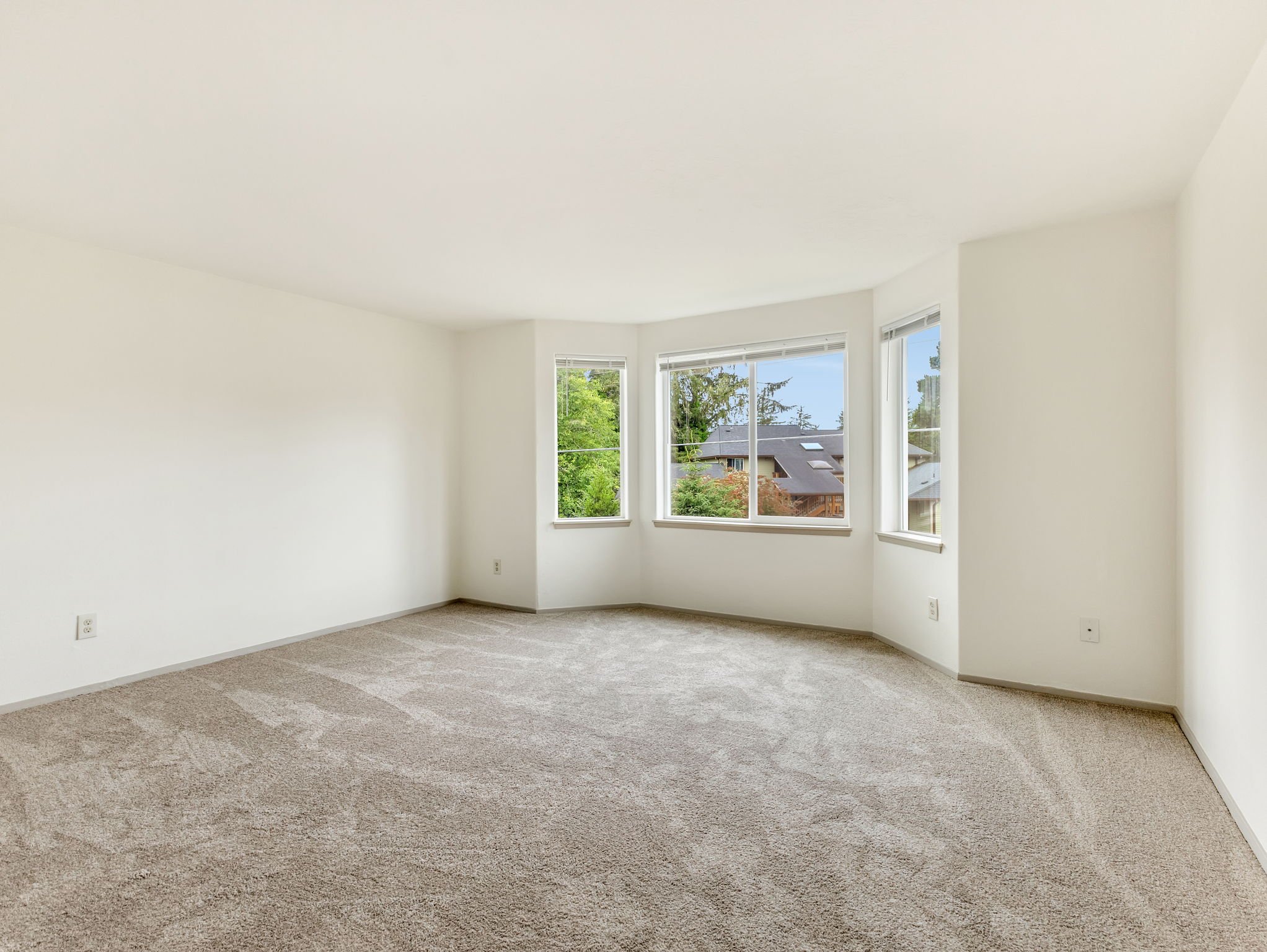 11-web-or-mls-355 S Wahanna #16-11.jpg