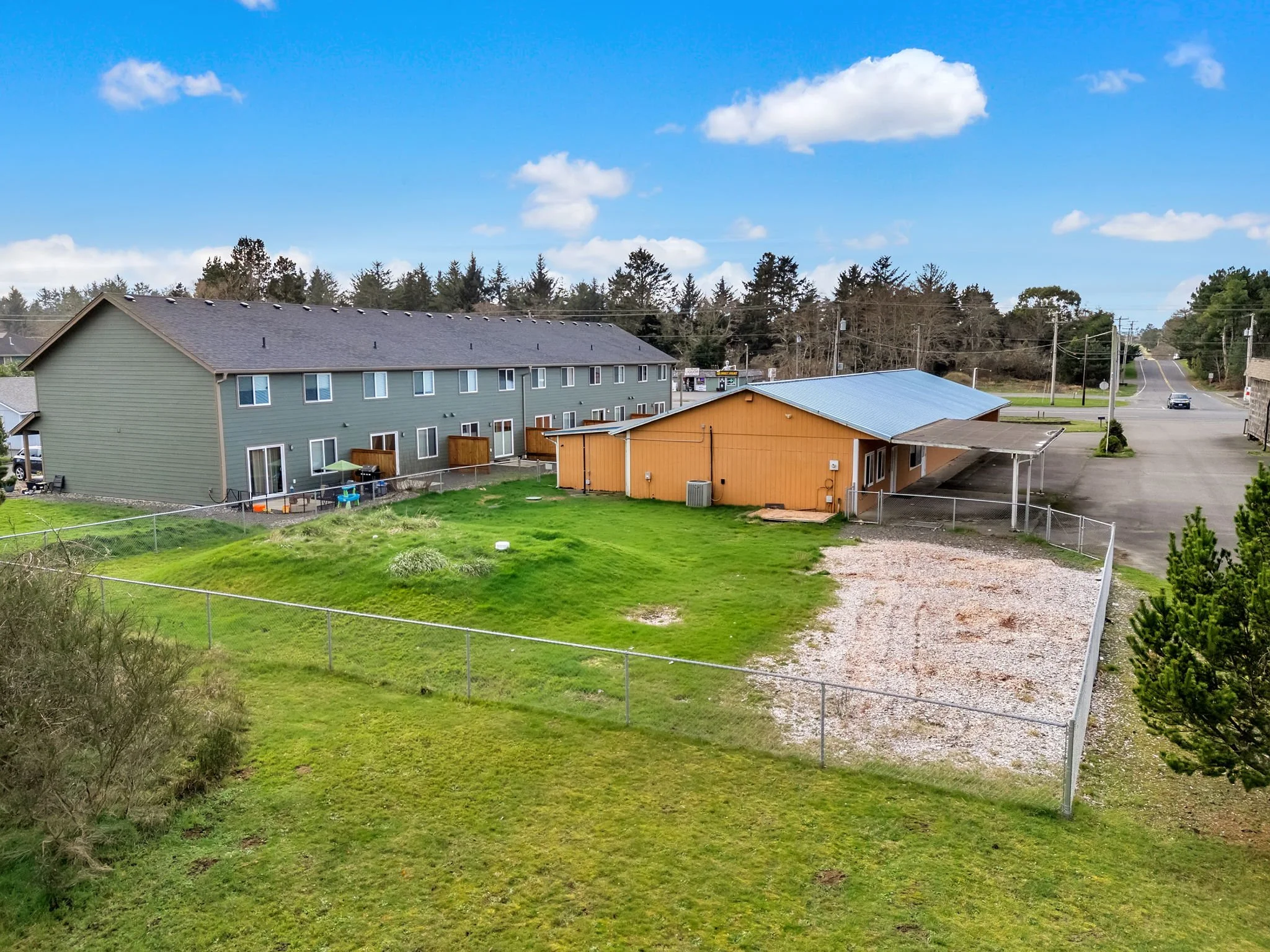 6-web-or-mls-4253 Hwy 101-06.jpg