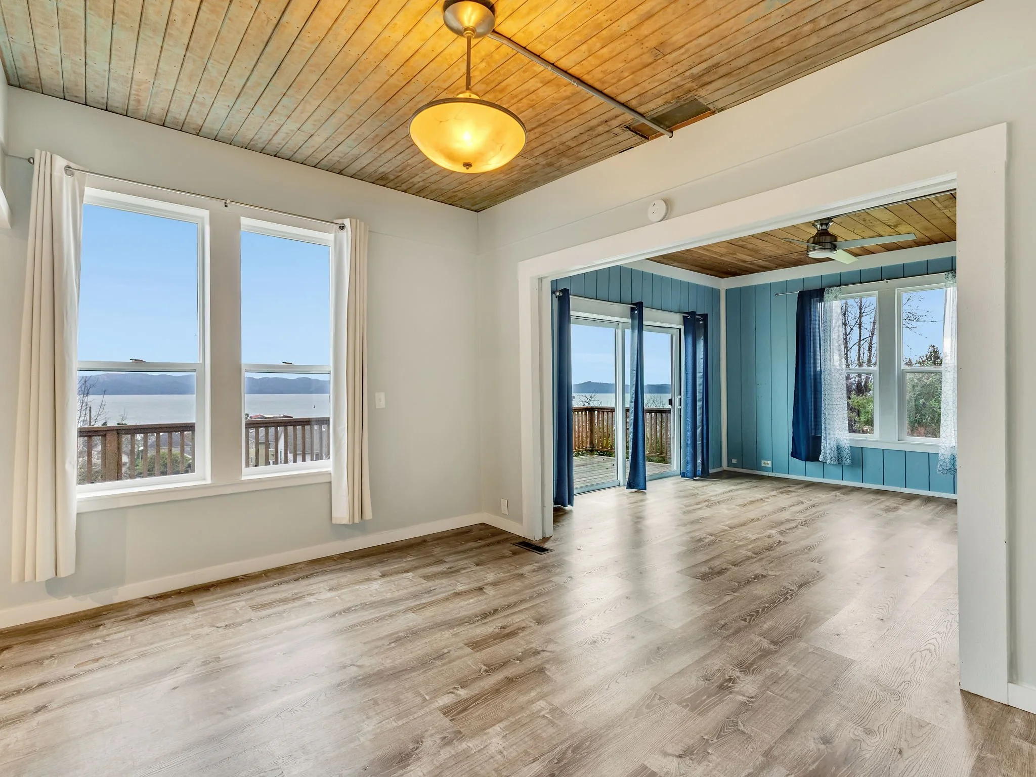 11-web-or-mls-3088 Harrison Ave-13.jpg