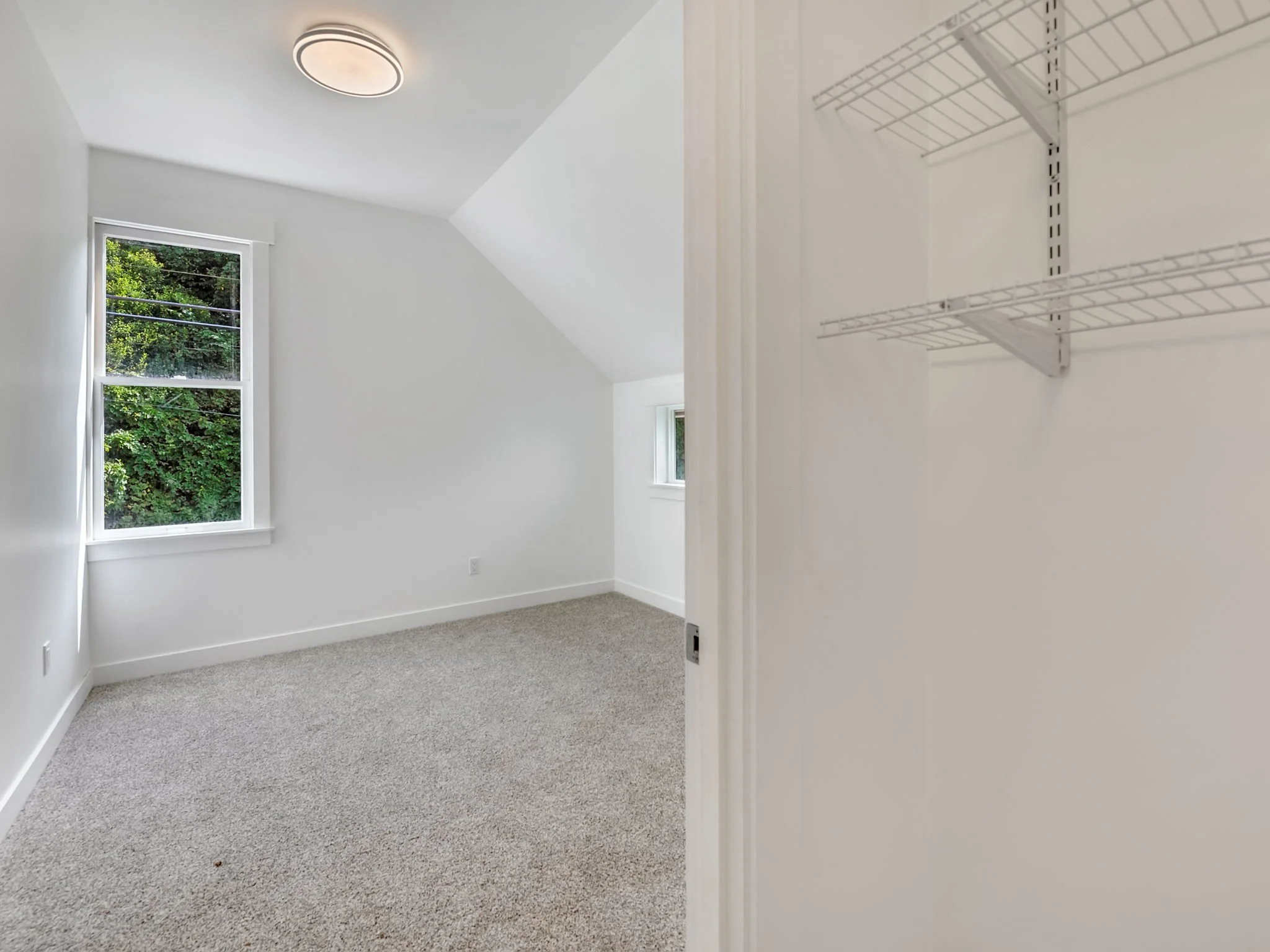 62-web-or-mls-66-70 Bond St-54.jpg