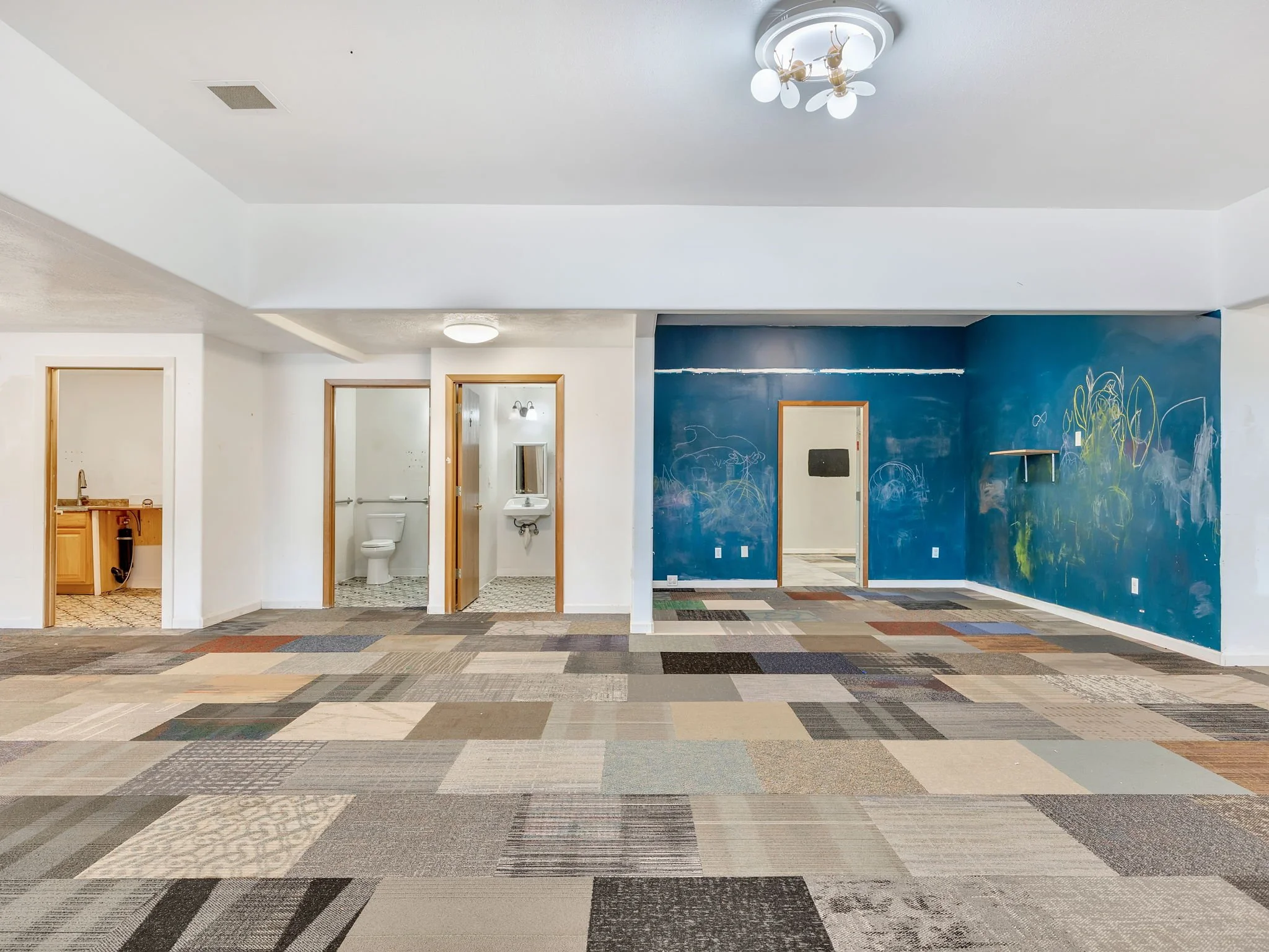 24-web-or-mls-4253 Hwy 101-24.jpg