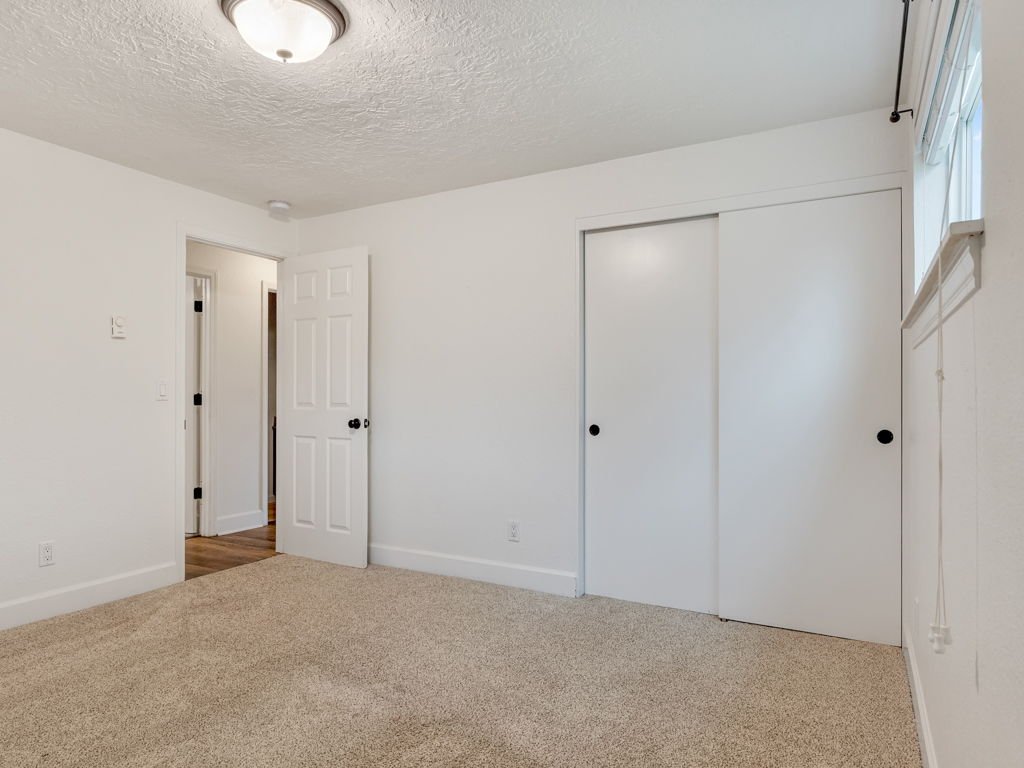 21-web-or-mls-1601 Broadway St #19-21.jpg