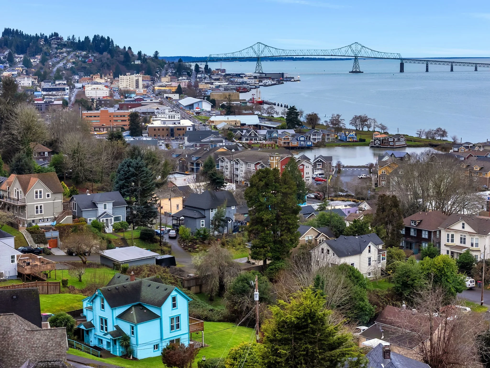 3-web-or-mls-3088 Harrison Ave-04.jpg