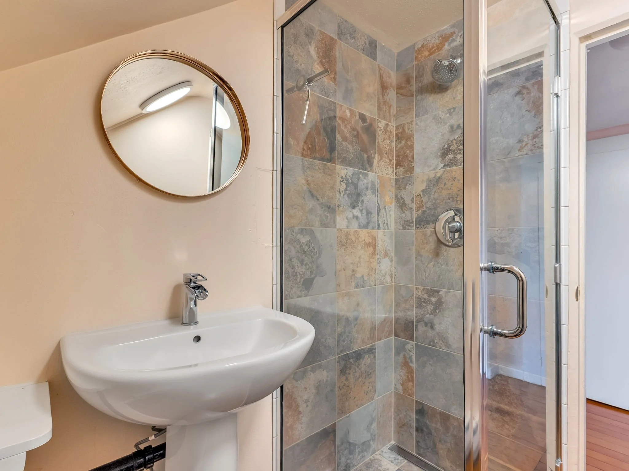 28-web-or-mls-3088 Harrison Ave-32.jpg