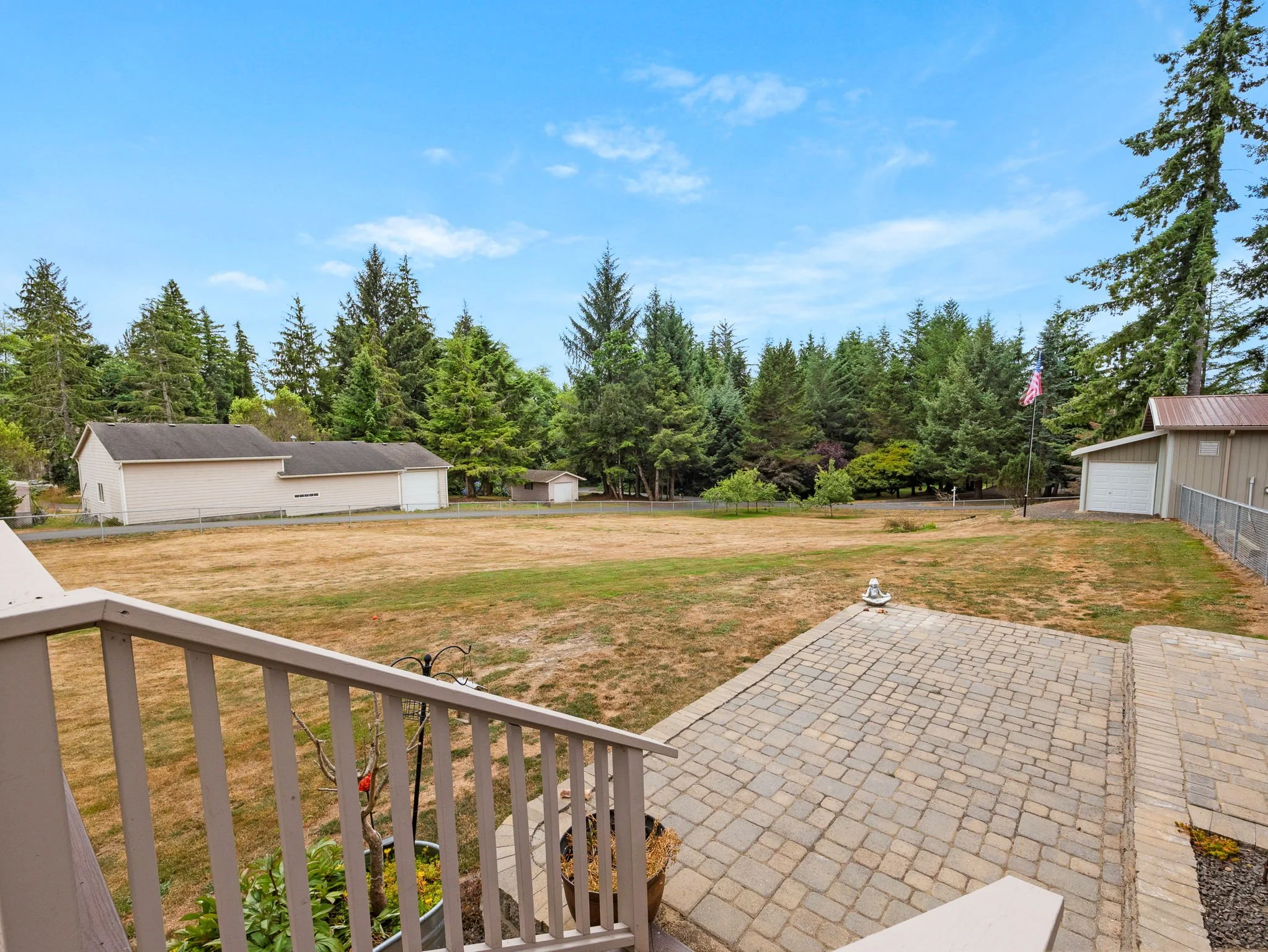 9-web-or-mls-35134 Helligso Ln-09.jpg