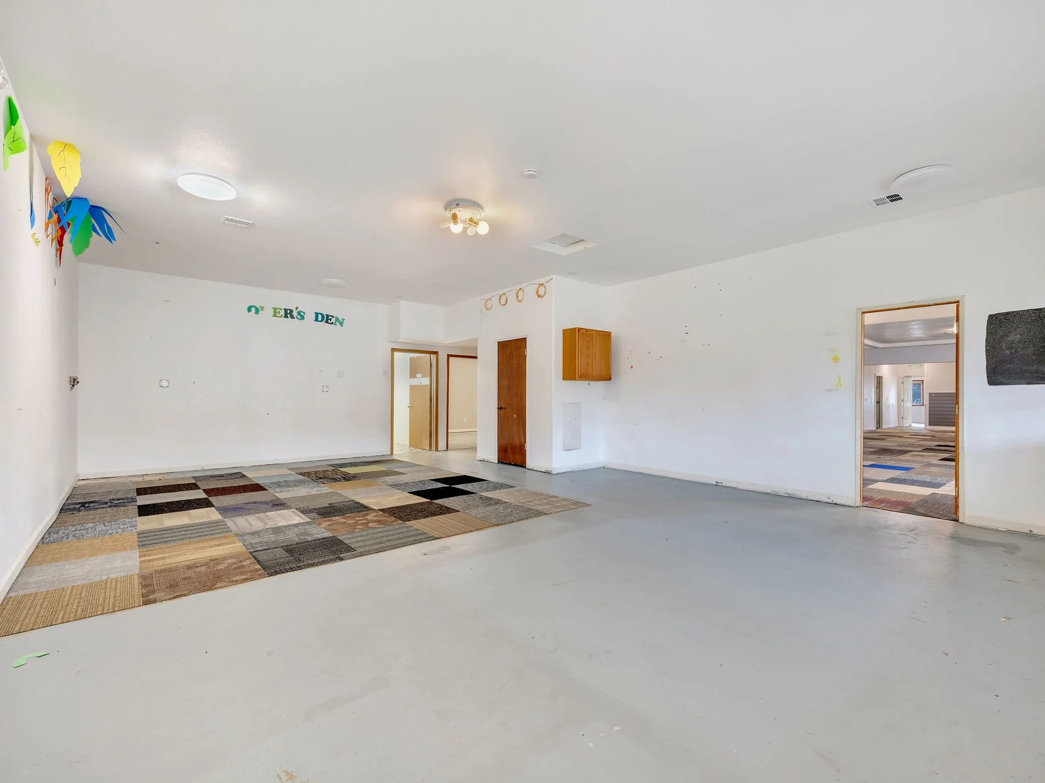 28-web-or-mls-4253 Hwy 101-28.jpg