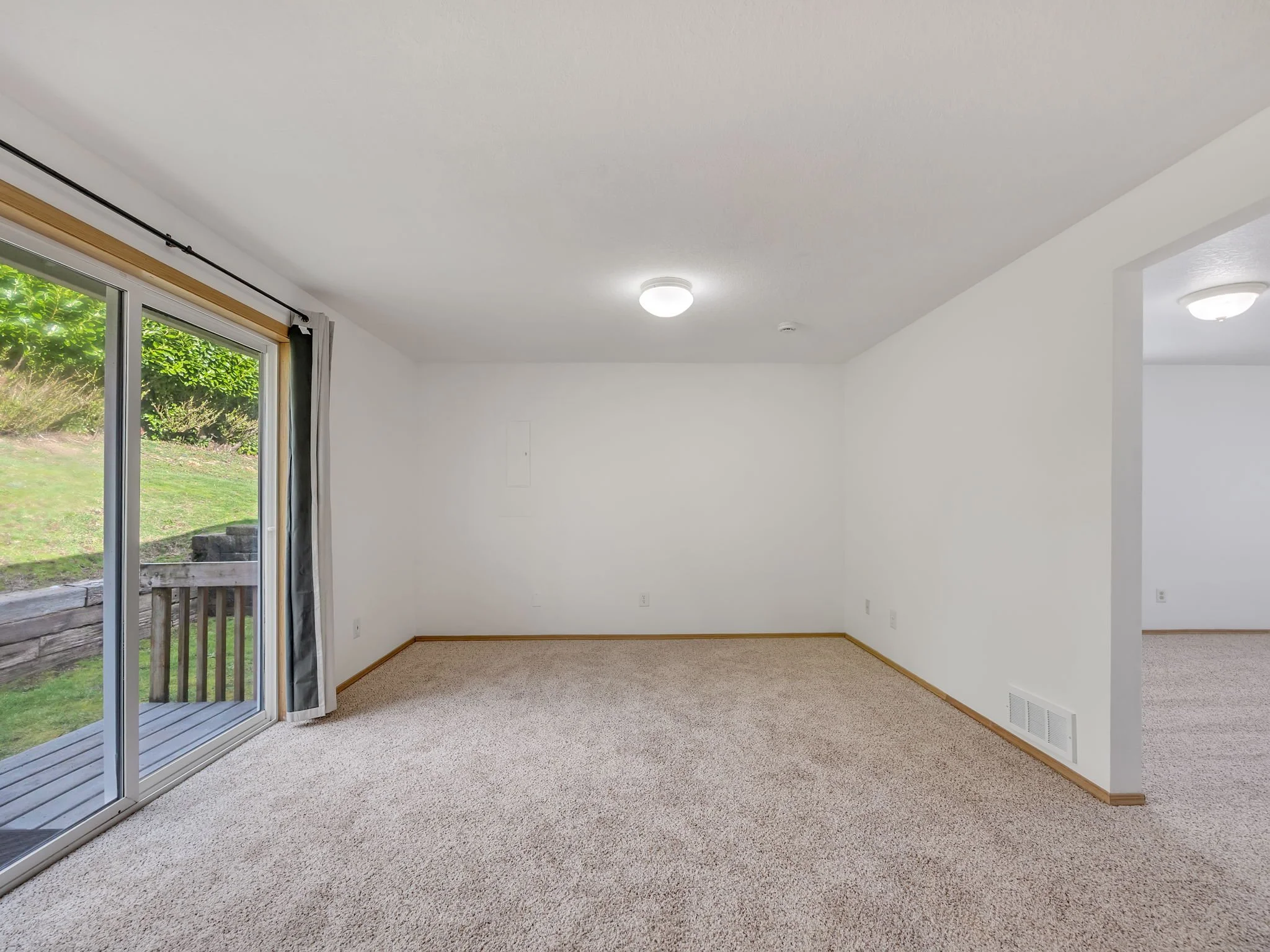 14-web-or-mls-1525 7th St-13.jpg