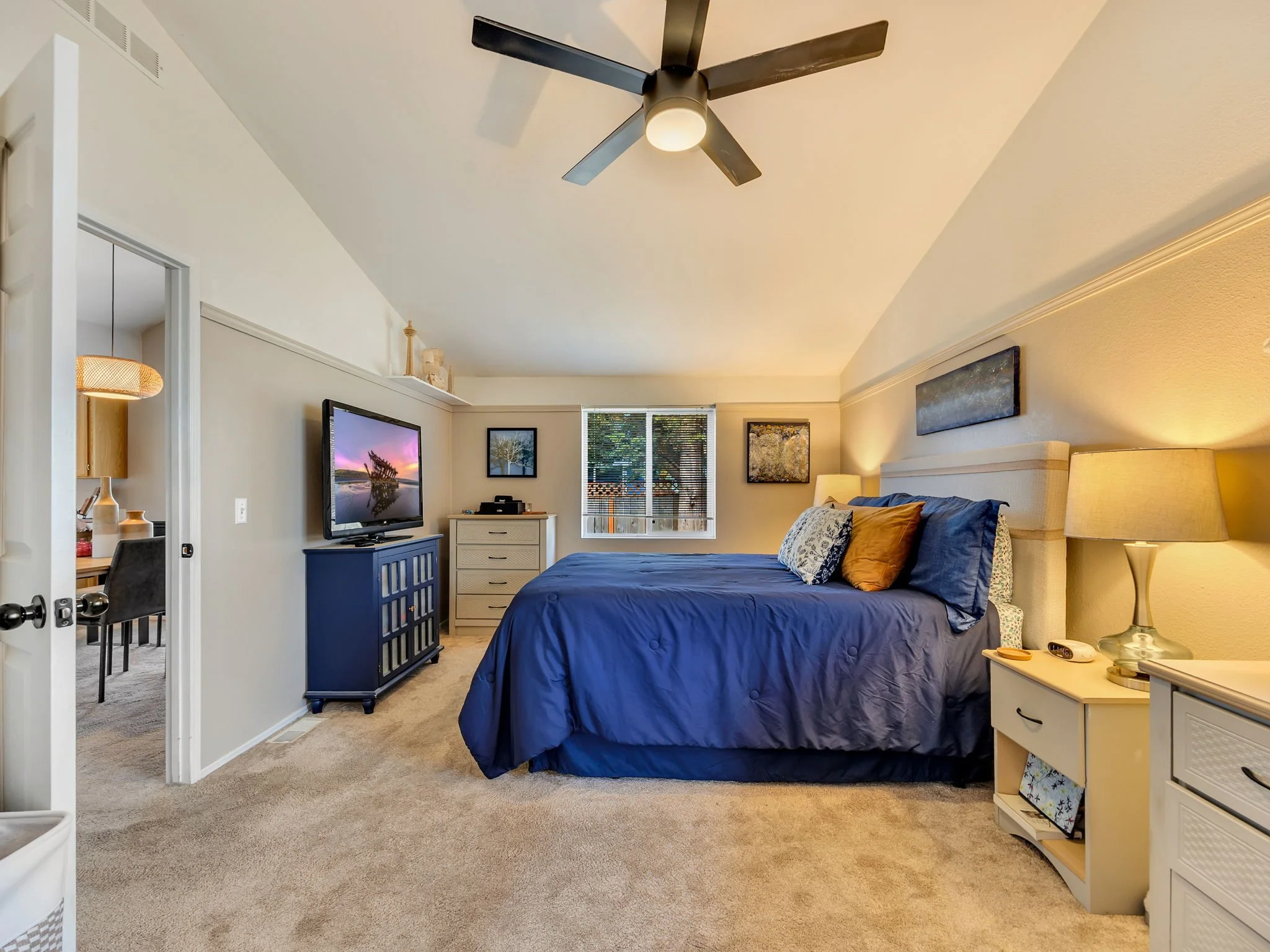 33-web-or-mls-1100 NW Warrenton Dr #356, Warrenton-33.jpg