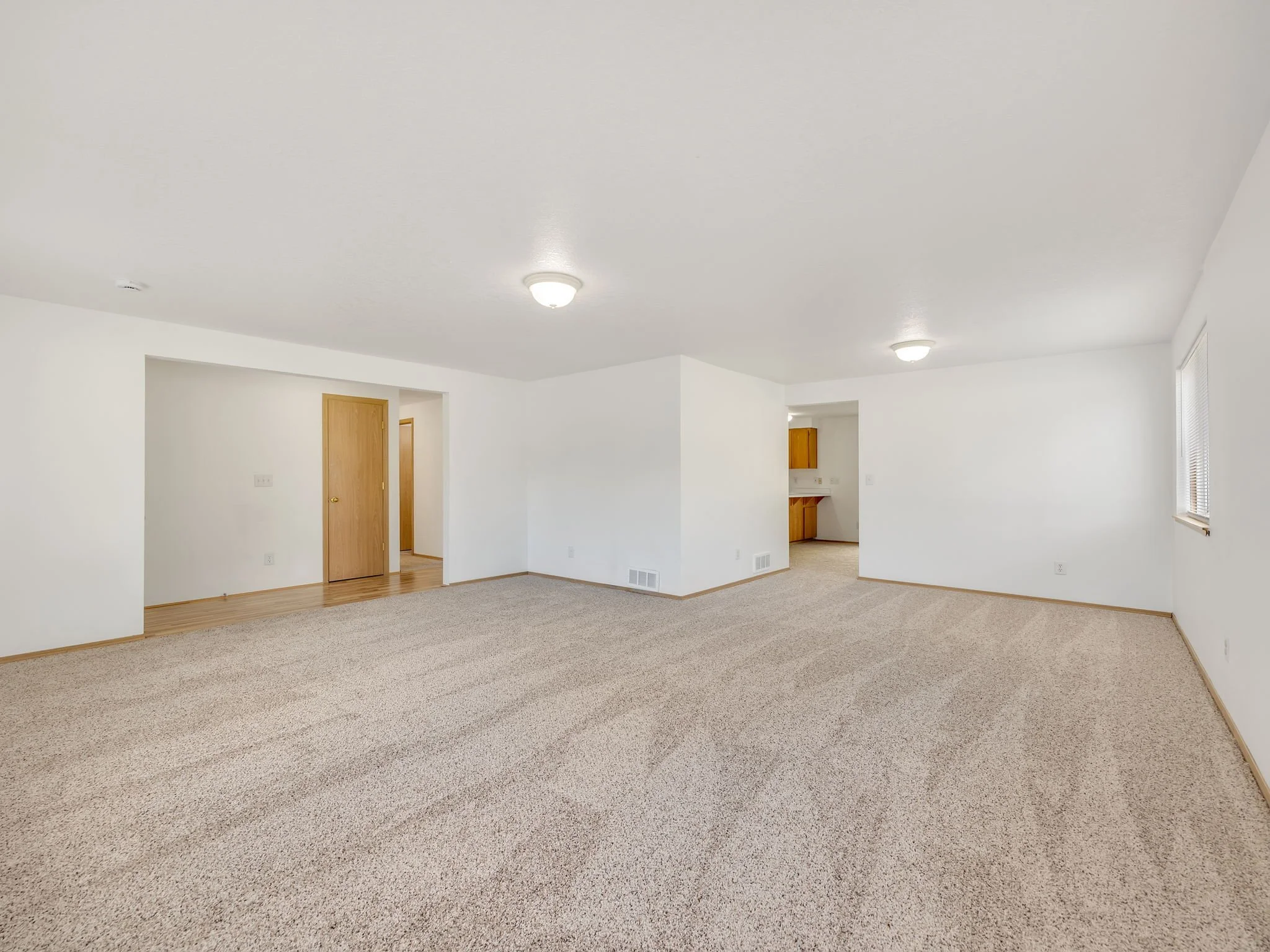 9-web-or-mls-1525 7th St-08.jpg