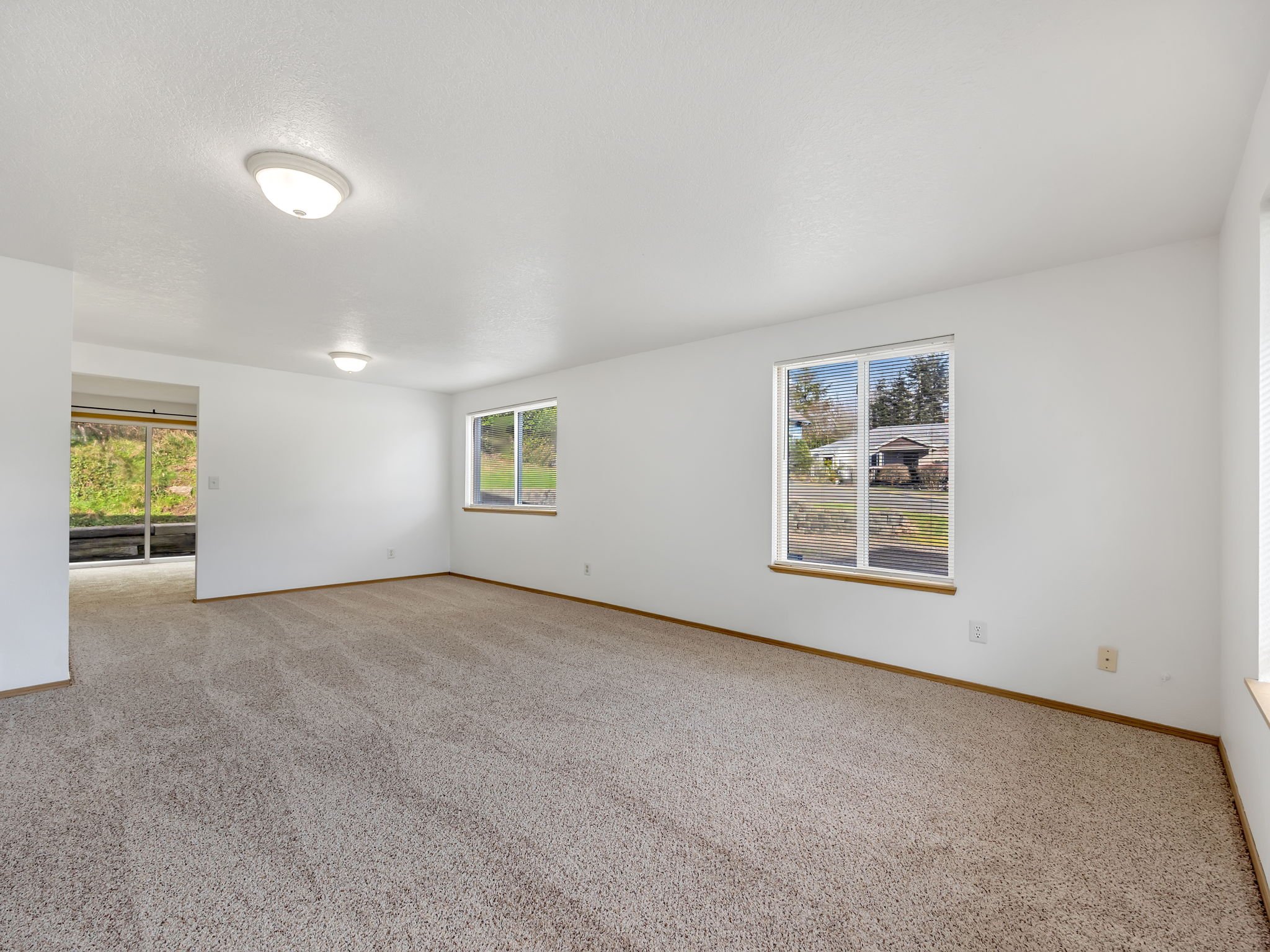 11-web-or-mls-1525 7th St-10.jpg
