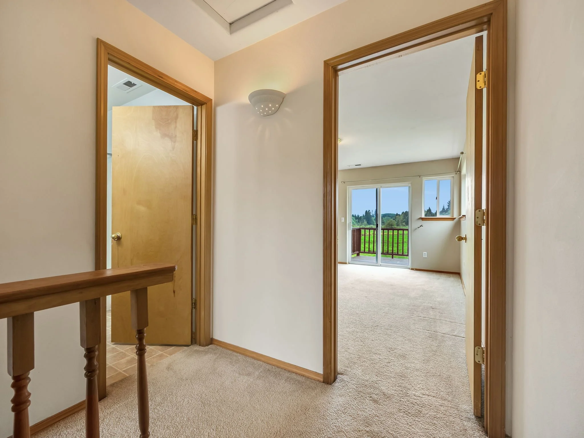 20-web-or-mls-90560 Logan Rd-19.jpg