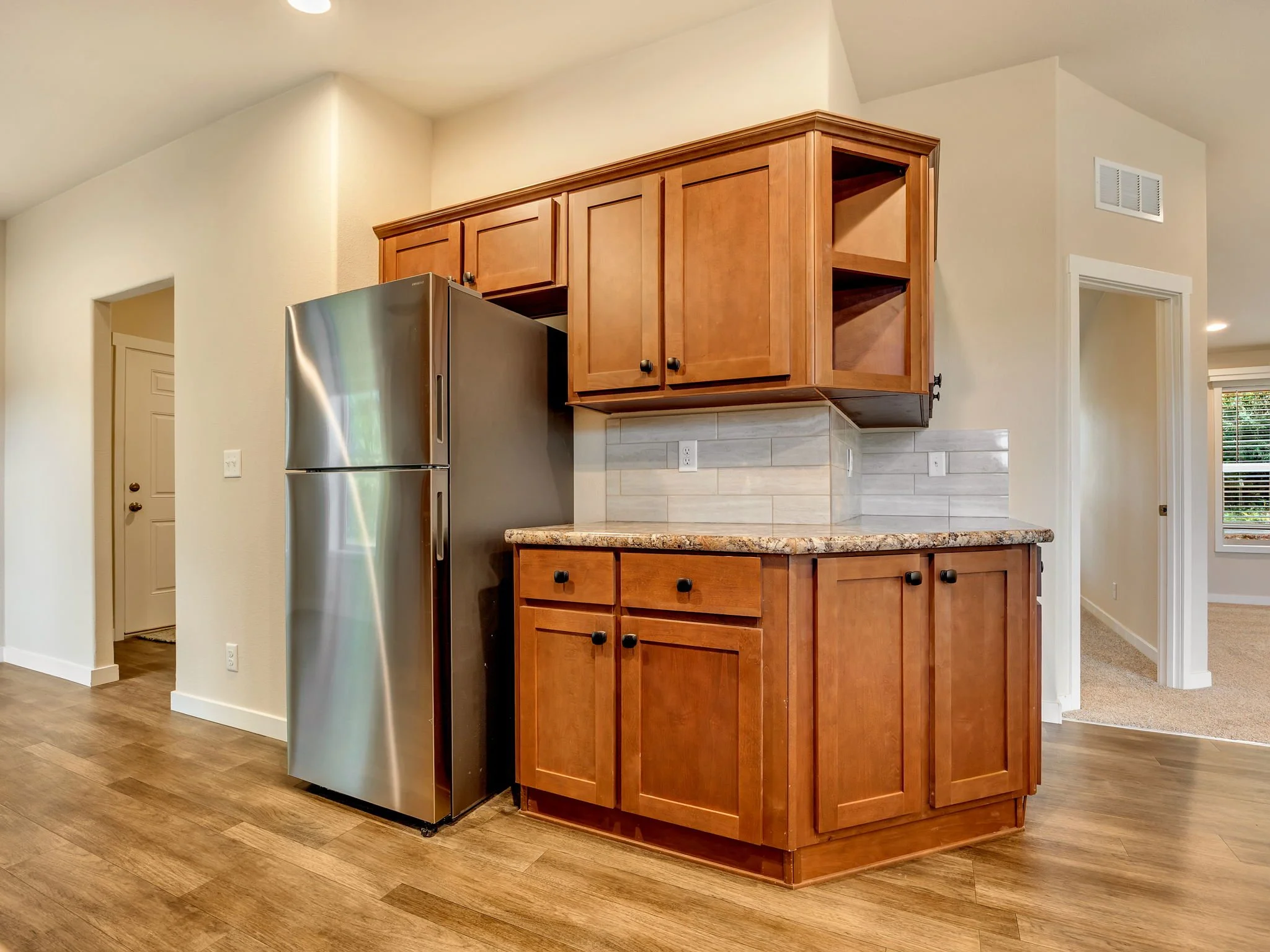 22-web-or-mls-92166 Conroy Rd-18.jpg