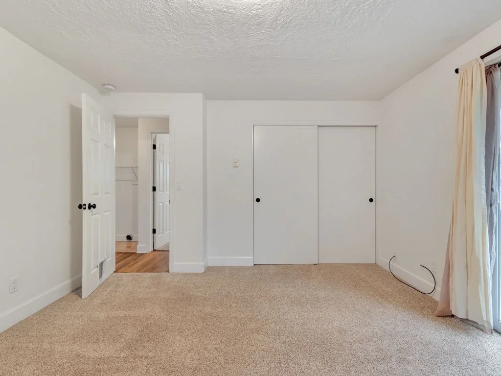 17-web-or-mls-1601 Broadway St #19-17.jpg