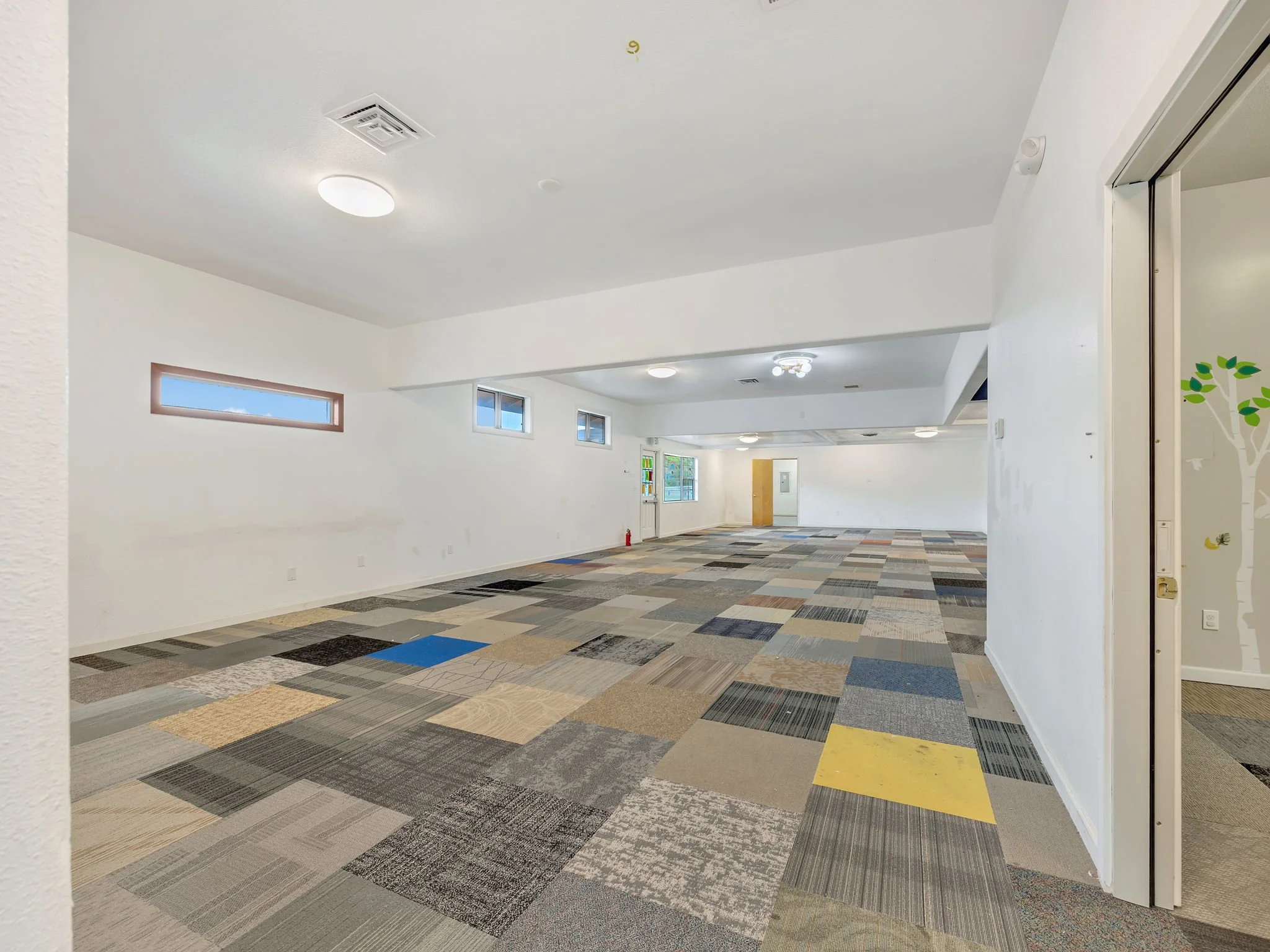 22-web-or-mls-4253 Hwy 101-22.jpg