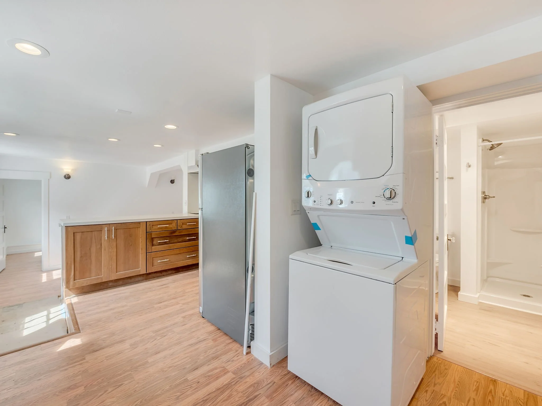 75-web-or-mls-66-70 Bond St-67.jpg