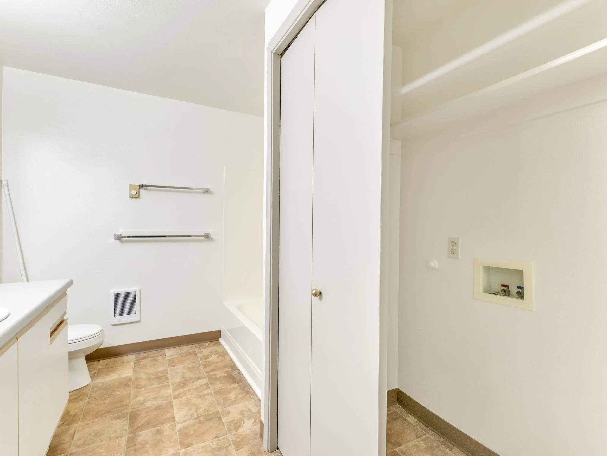 18-web-or-mls-355 S Wahanna #16-18.jpg