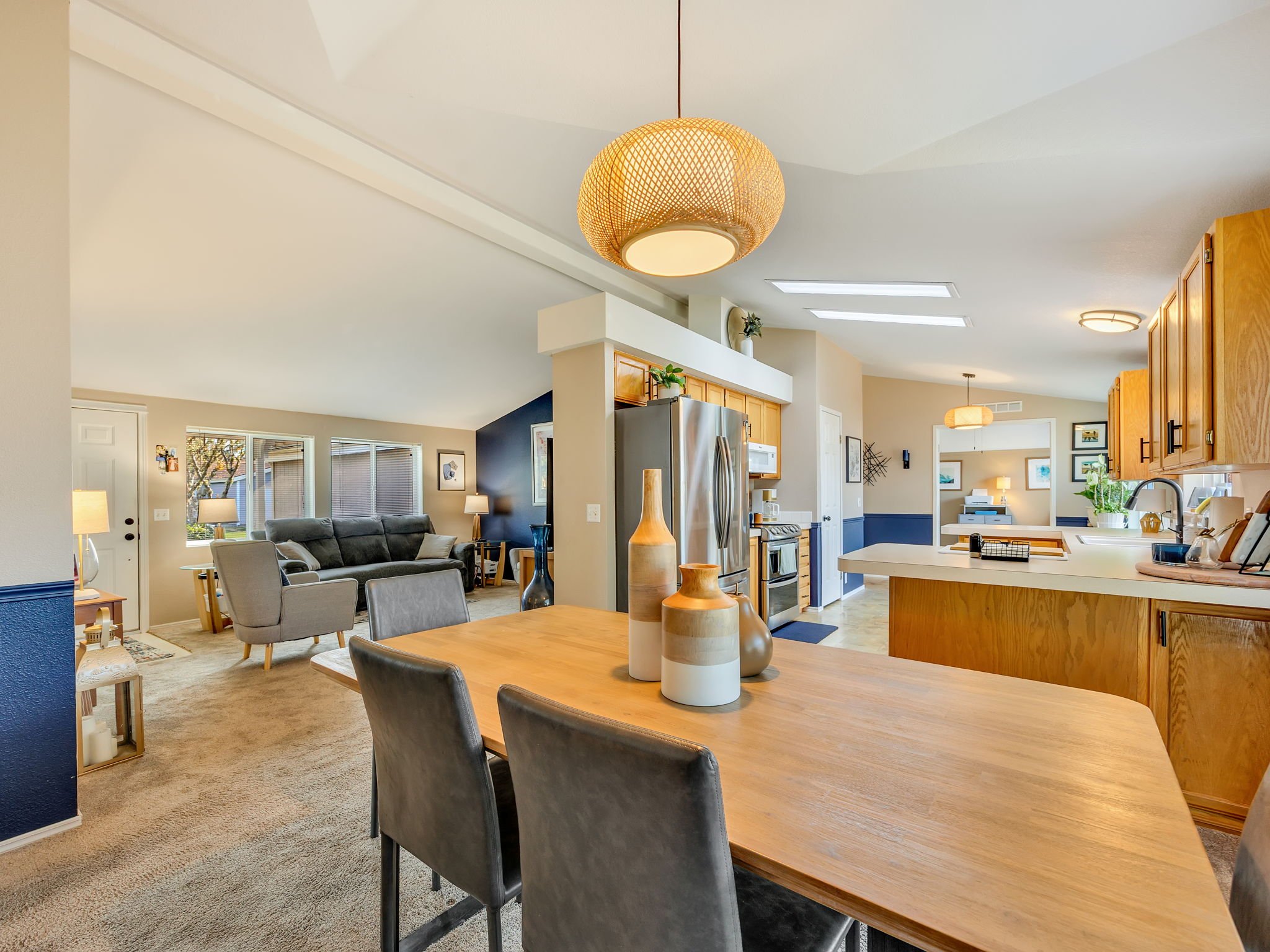21-web-or-mls-1100 NW Warrenton Dr #356, Warrenton-21.jpg