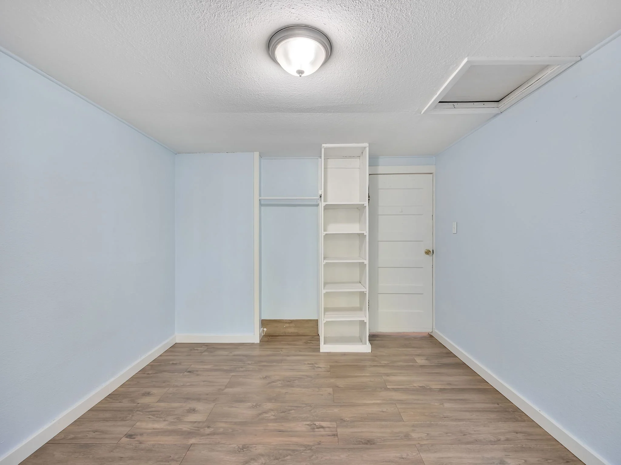 18-web-or-mls-91907 Hwy 104-17.jpg