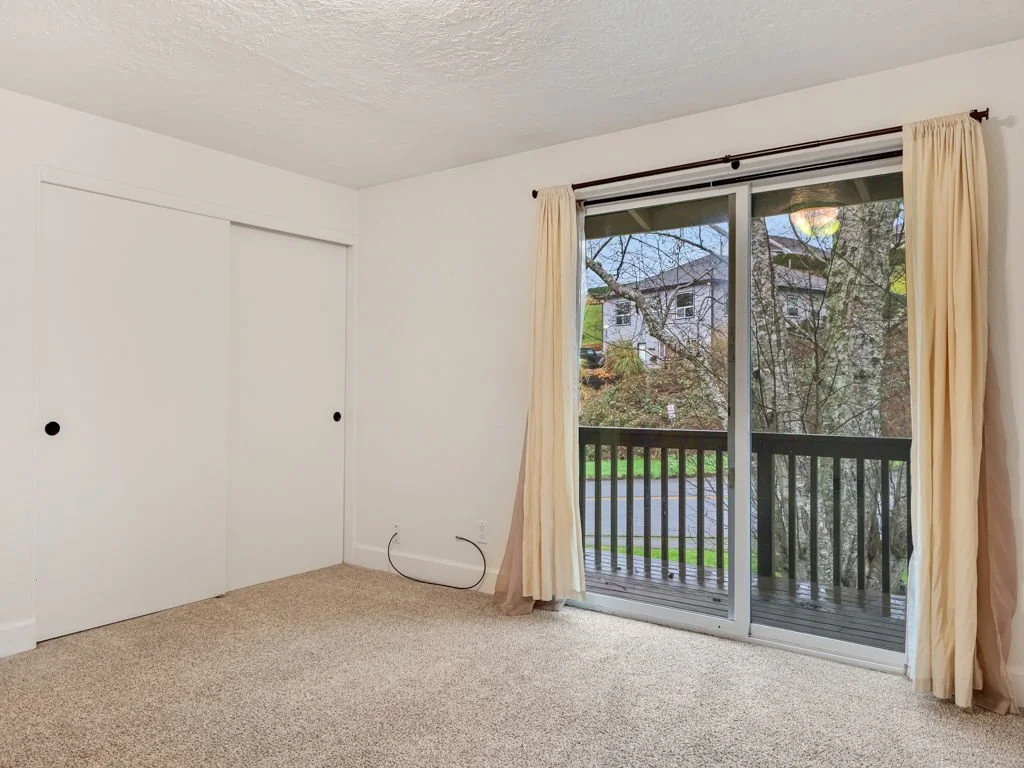 19-web-or-mls-1601 Broadway St #19-19.jpg