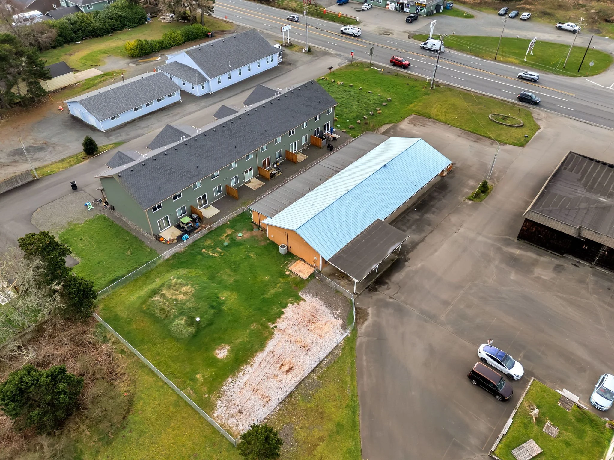 8-web-or-mls-4253 Hwy 101-08.jpg