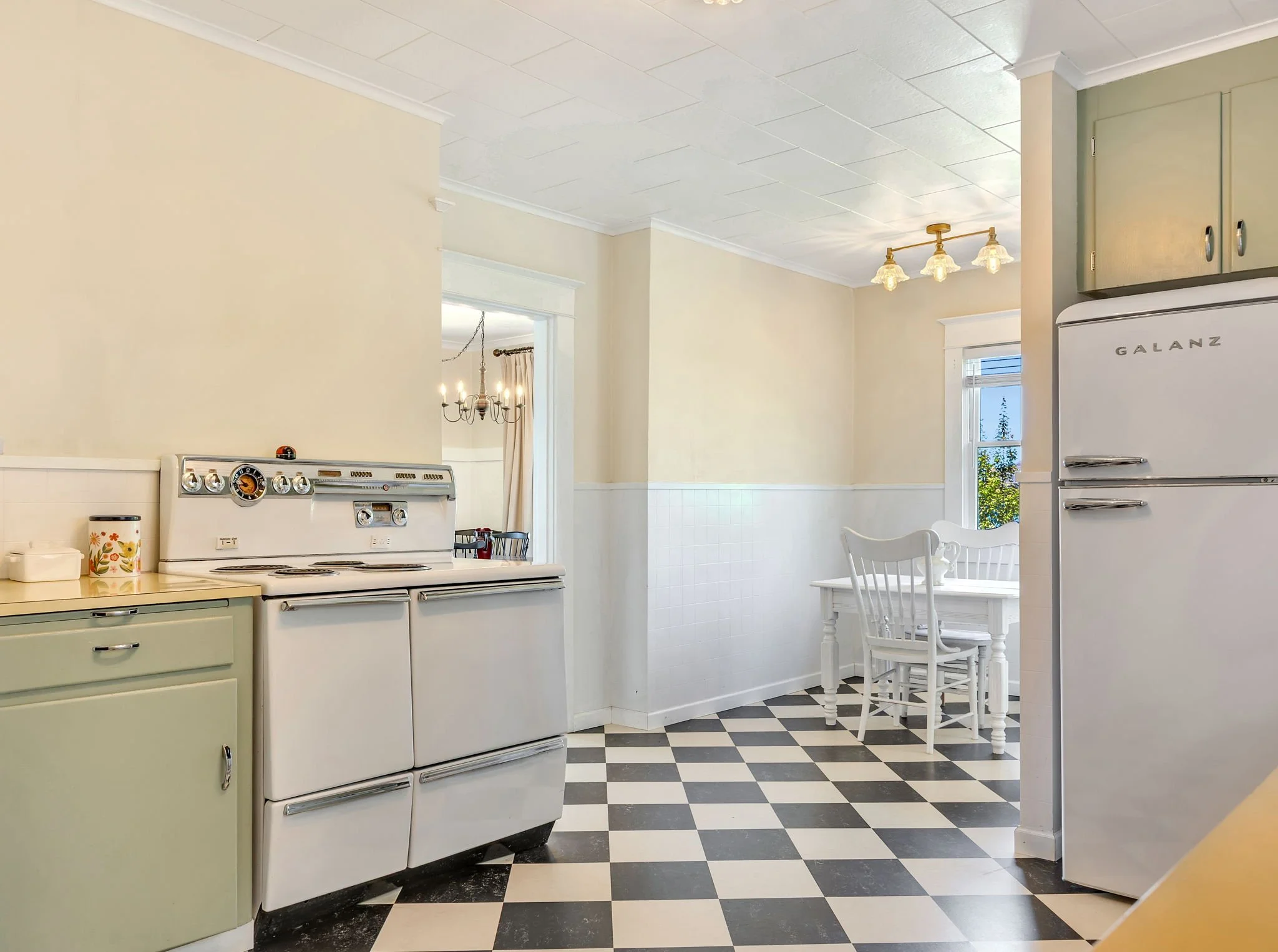 14-web-or-mls-192 W Exchange St-12.jpg