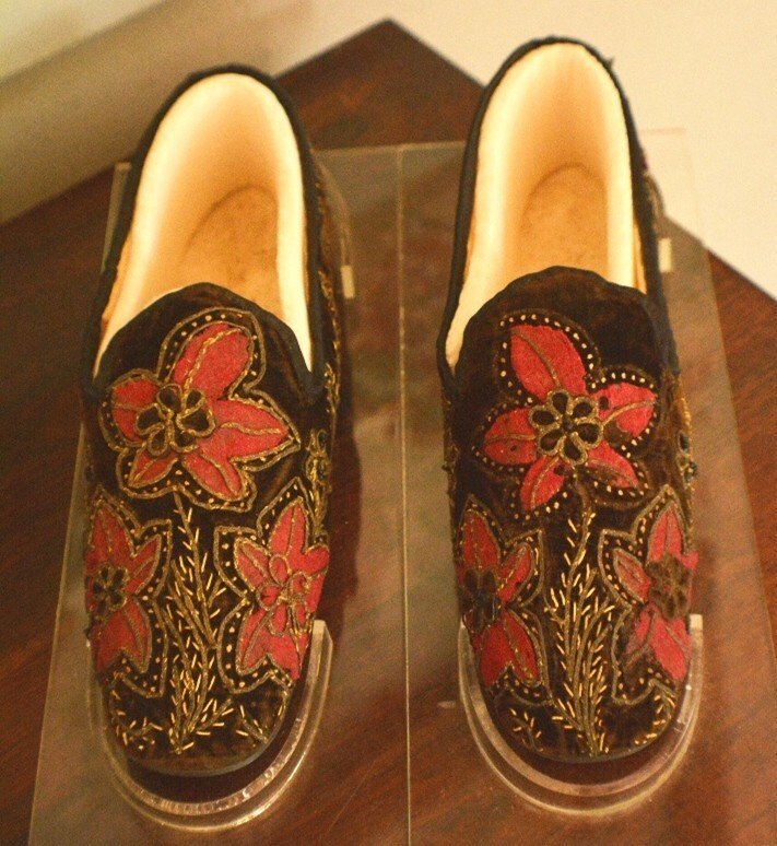 "Casa do Guilherme": The Guillaume Shoe Business (2026)