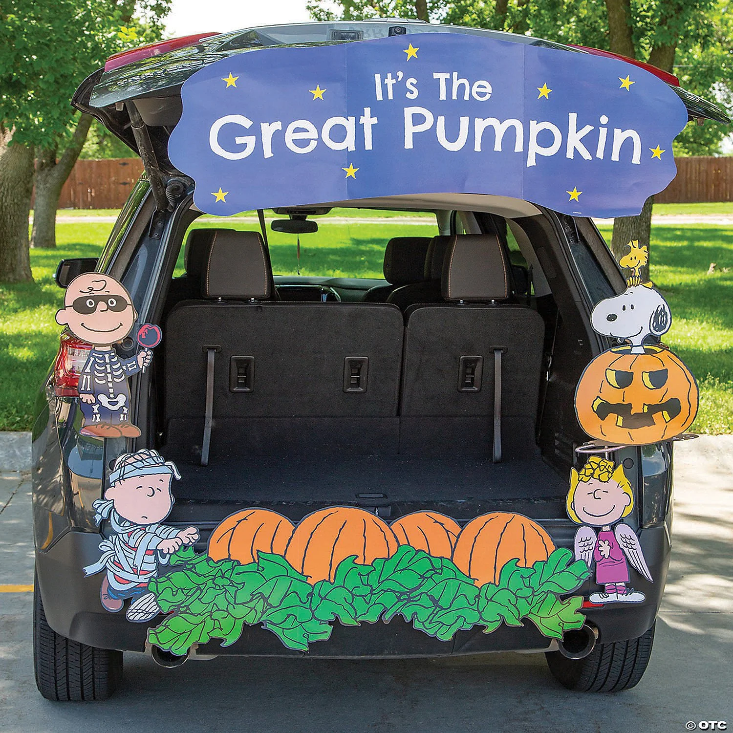 Trunk Or Treat_Peanuts.jpeg